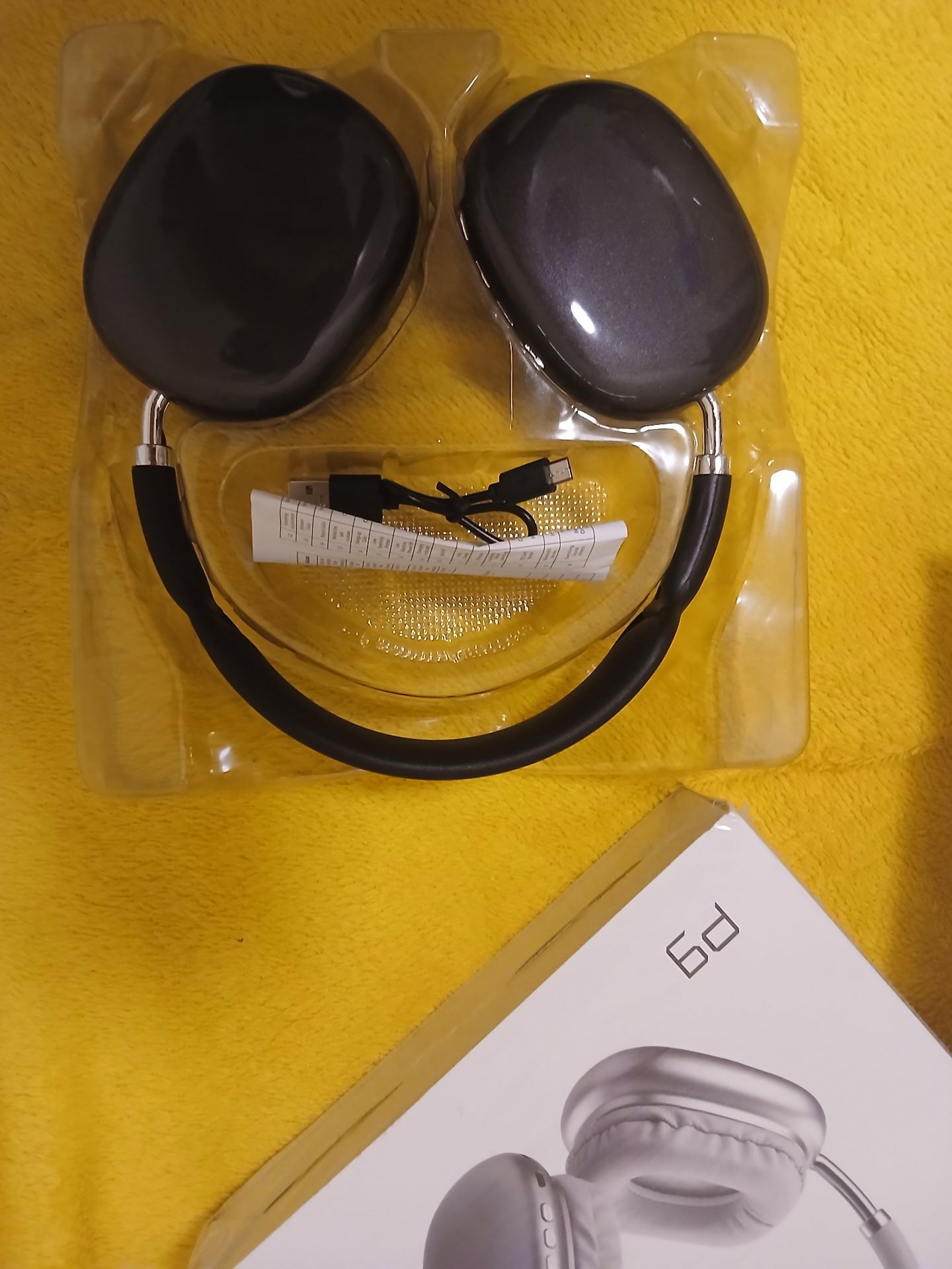 P9 headphones - Image 2