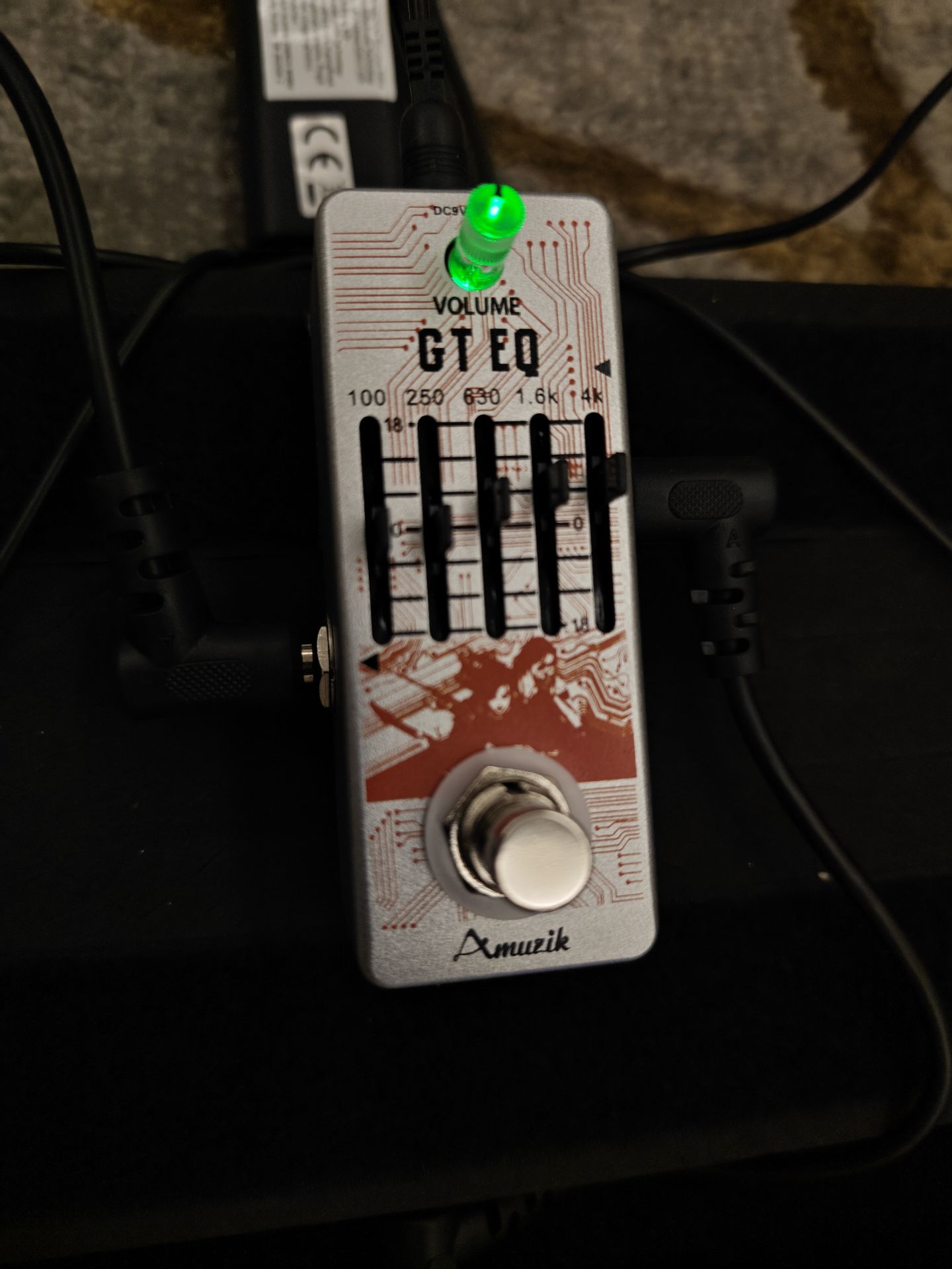 Guitar Multi Effects Pedalboard
 - Image 4