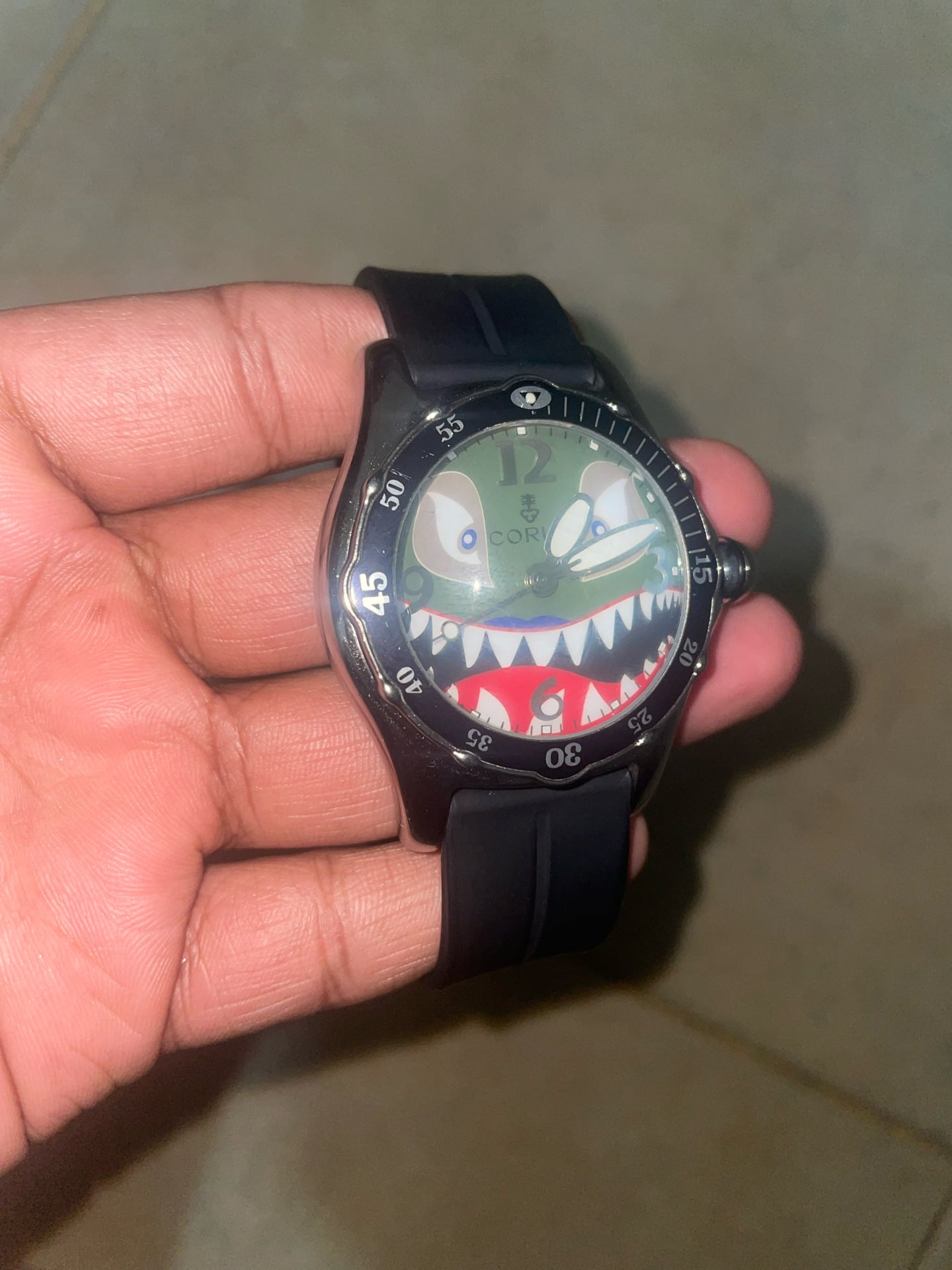 corum bubble bomber shark edition - Image 1