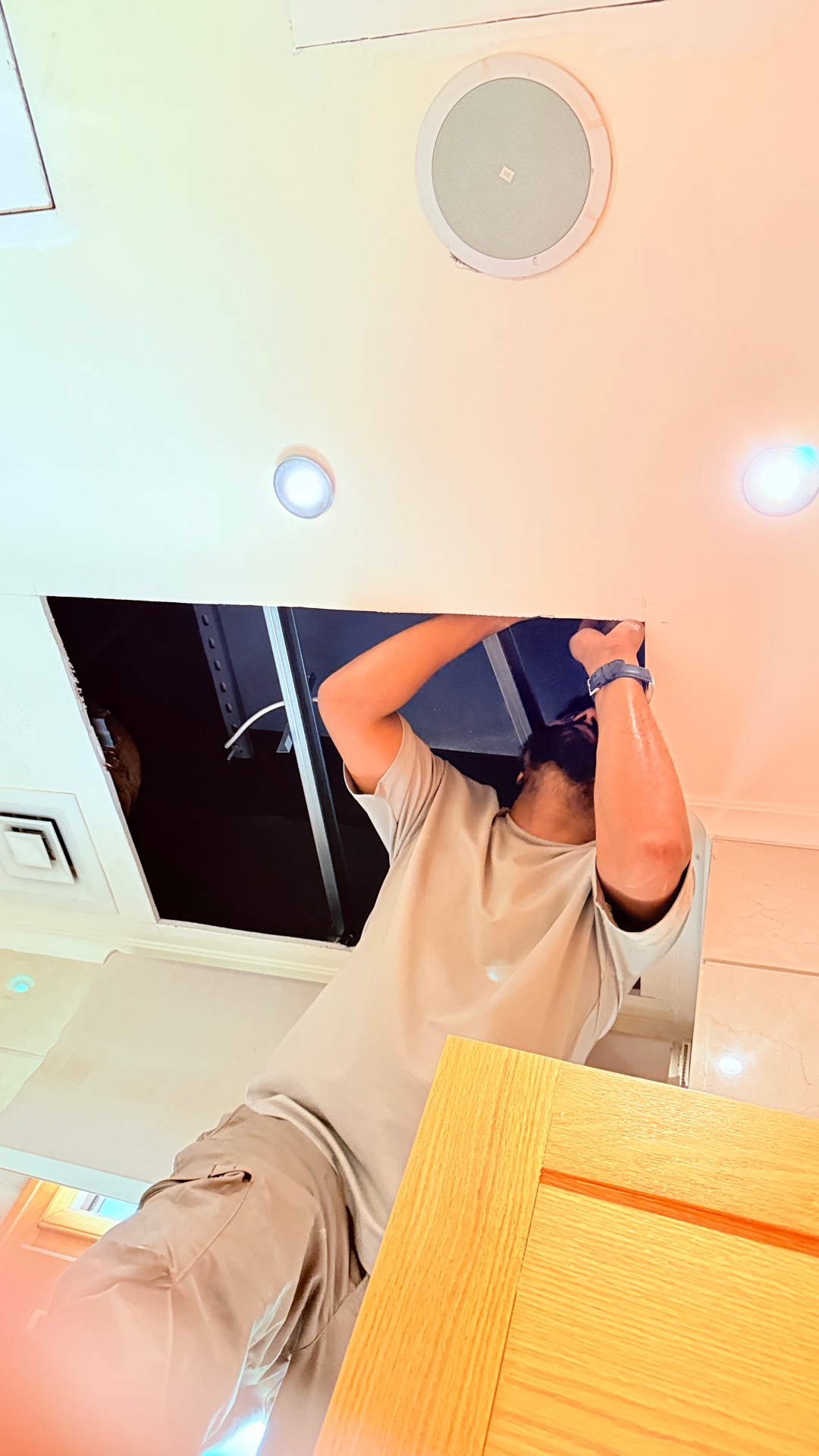 DAMAGED AC – BUY • REPAIR • REPLACE ❄️ - Maintenance Services