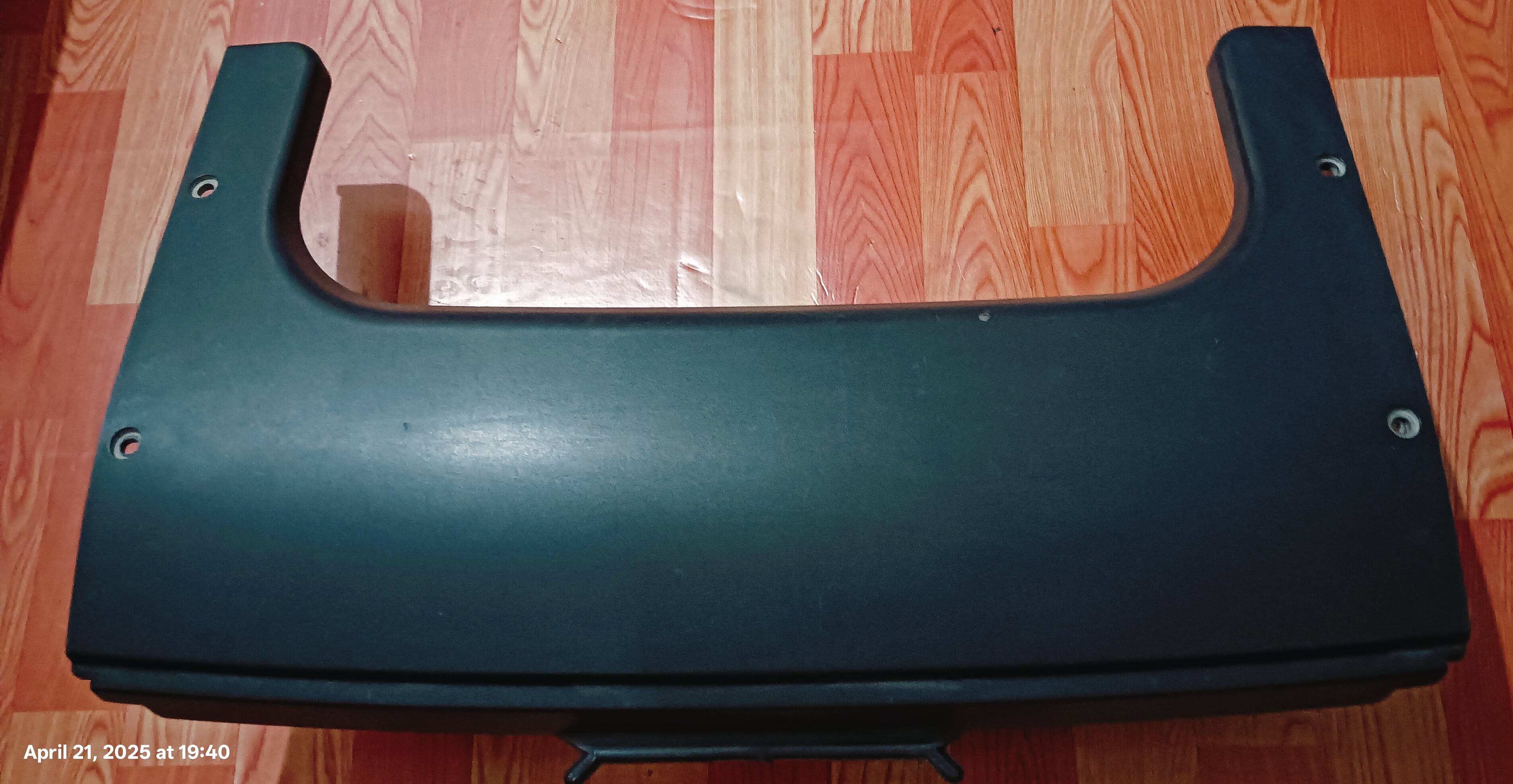 For sale Nissan Xterra wind deflector air dam cover - Image 2