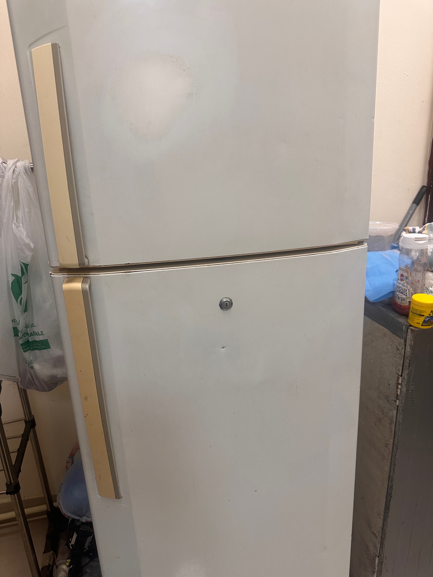 Daewoo washing machine and LG refrigerator for sale - Image 3