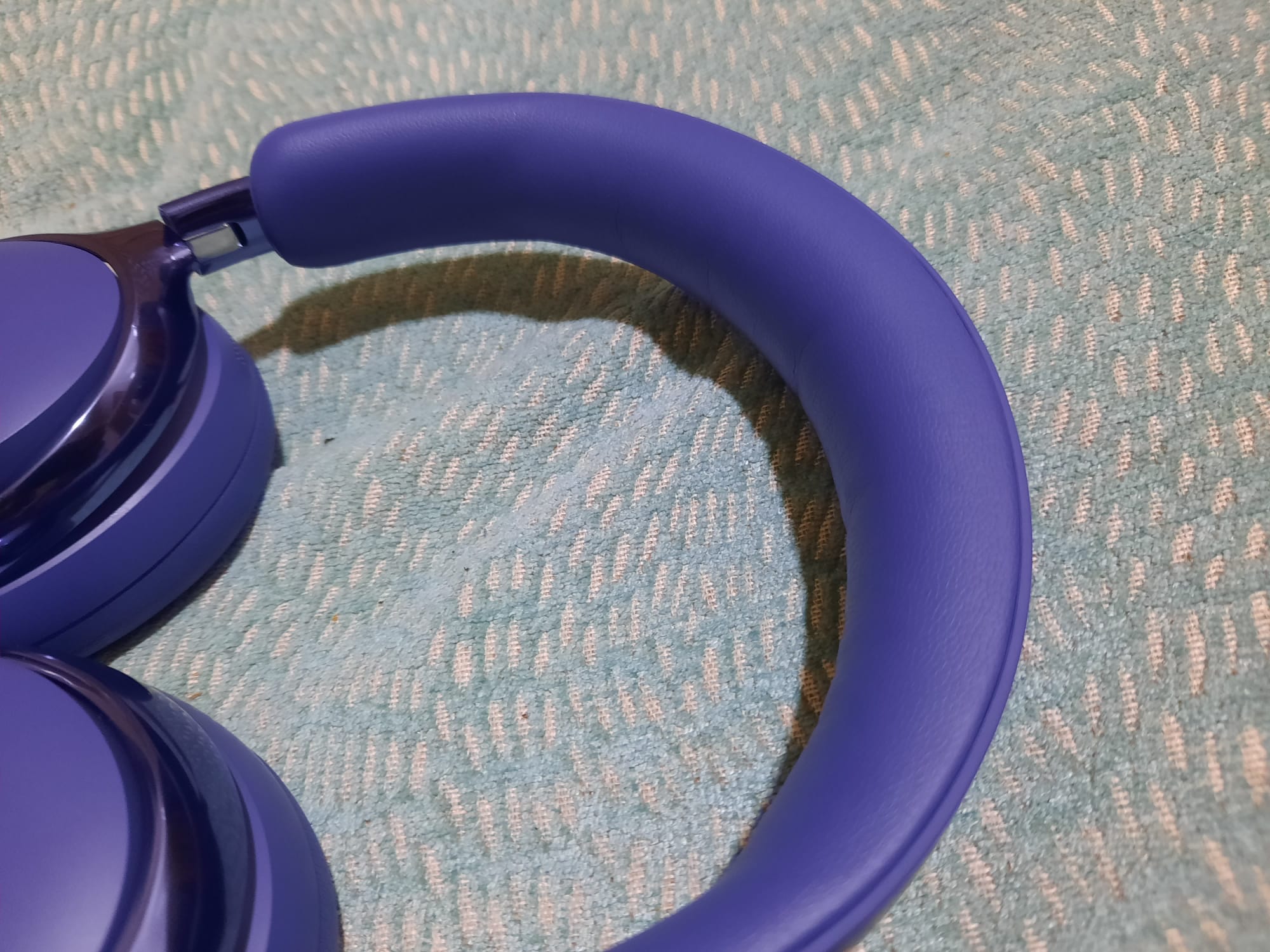 used original but like new Bose Q.C. Ultra Wireless Headphones Gen 2 - Image 5