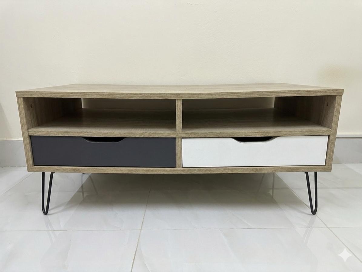 Centre table - Image 1