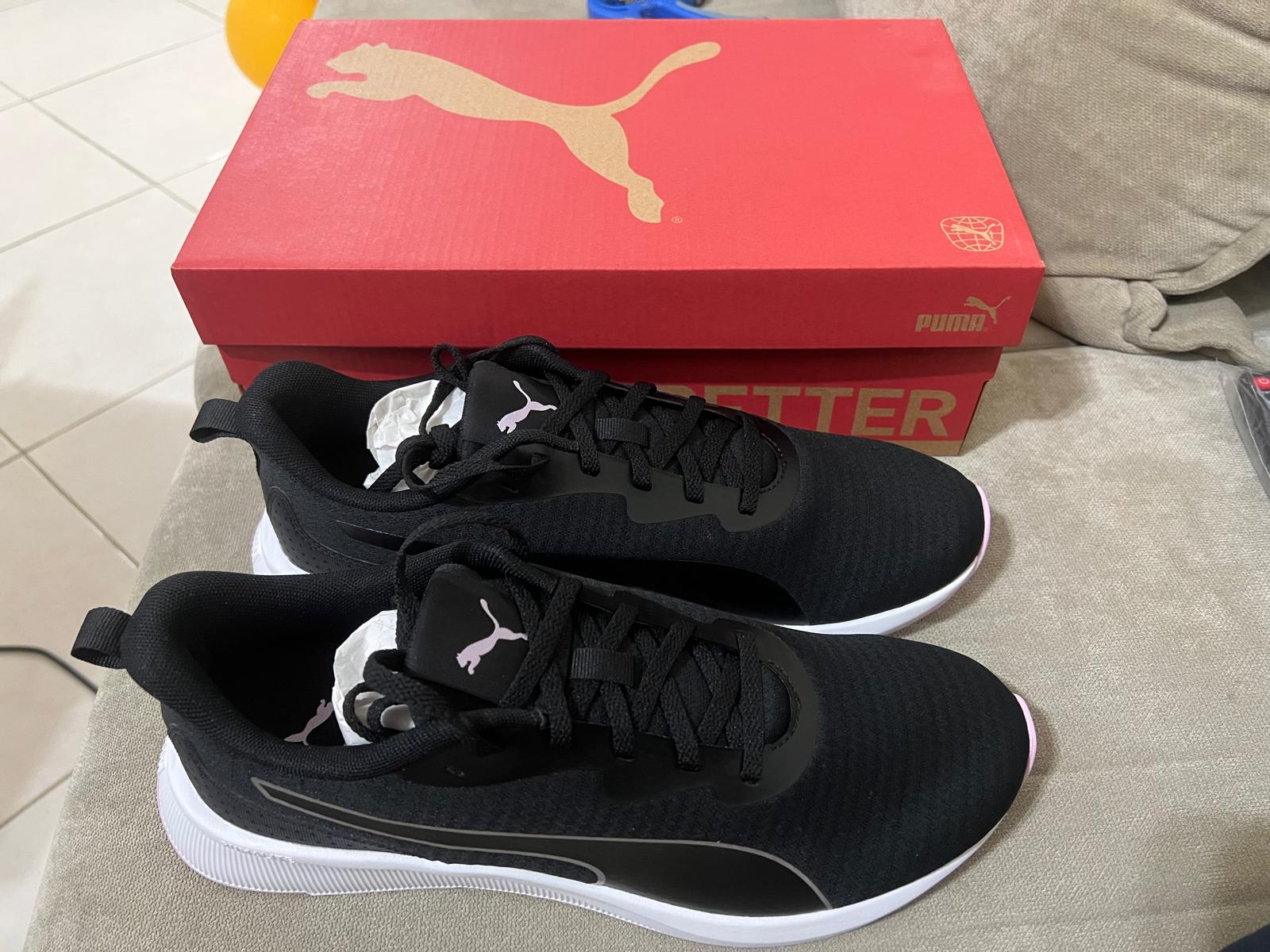 sports shoes - Image 3