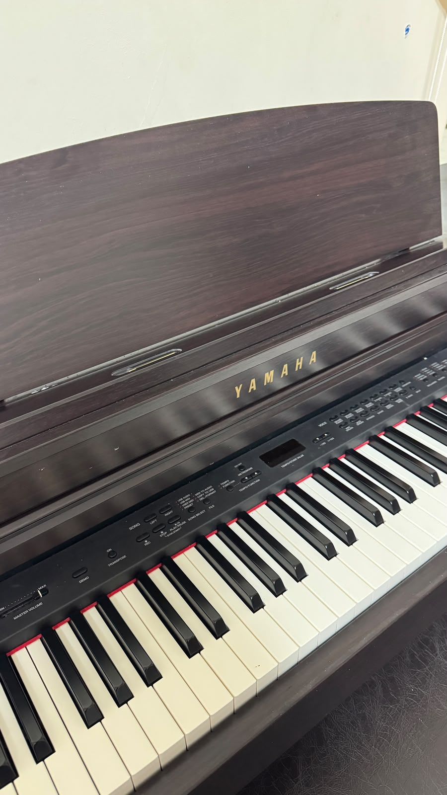 Yamaha Piano Clavinova CLP-440 - Image 7