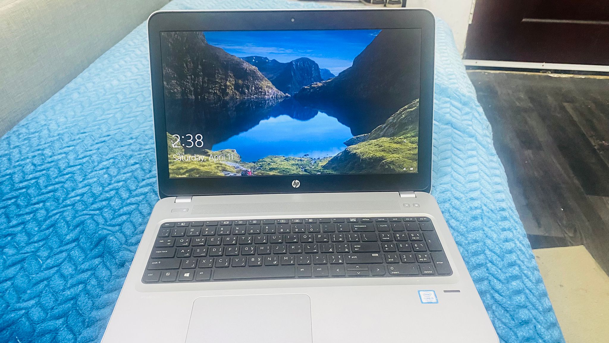 The HP ProBook 450 G4 is a 15.6-inch - Image 1