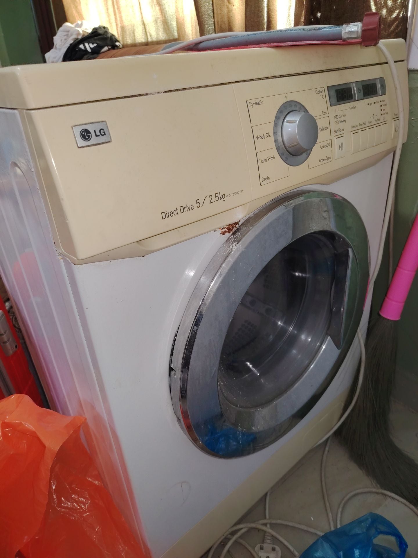 LG - Washing Machine - Image 1