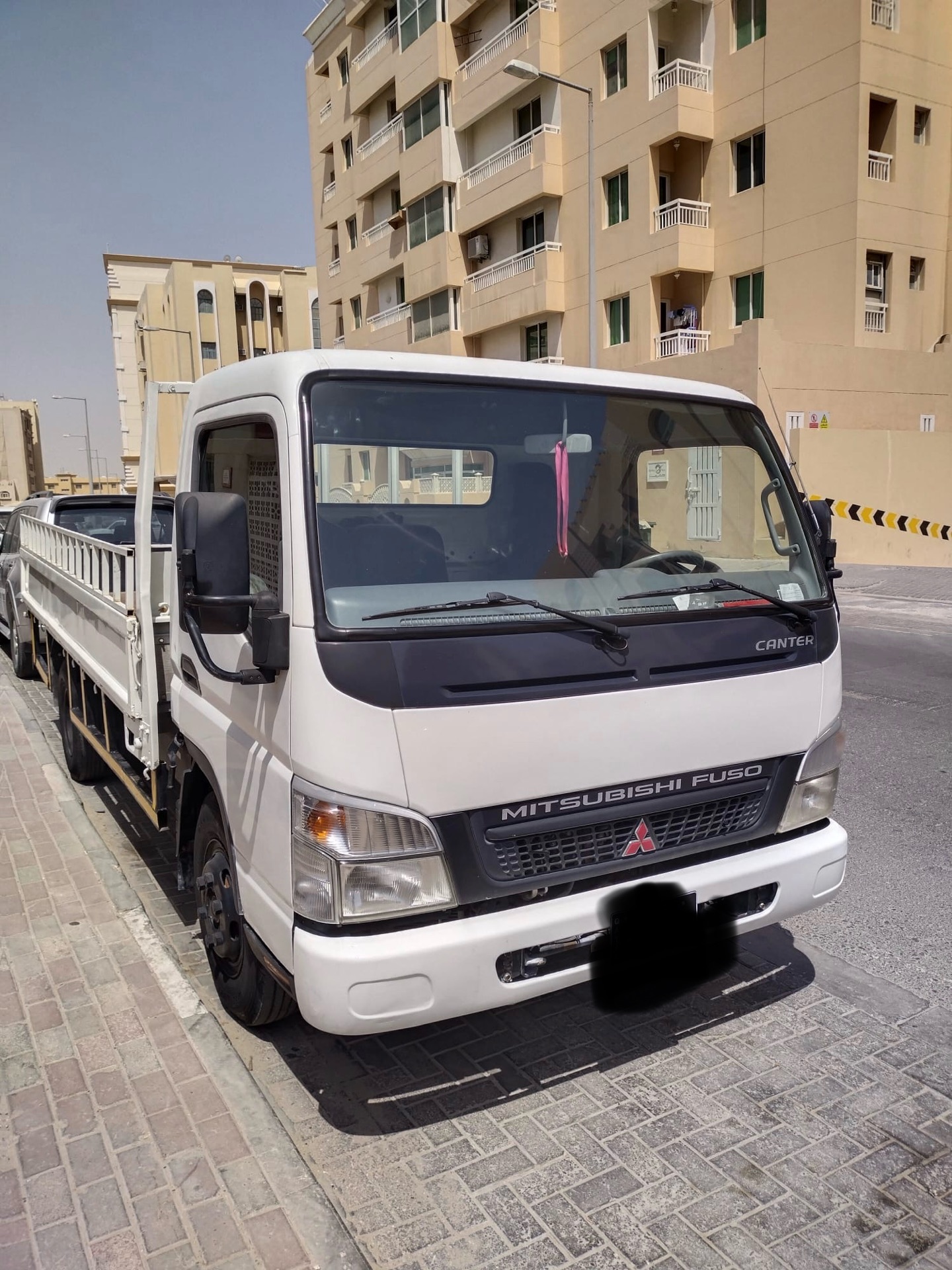 شاحنة بيك أب 3 طن متوفرة لخدمات النقل في قطر - Image 2