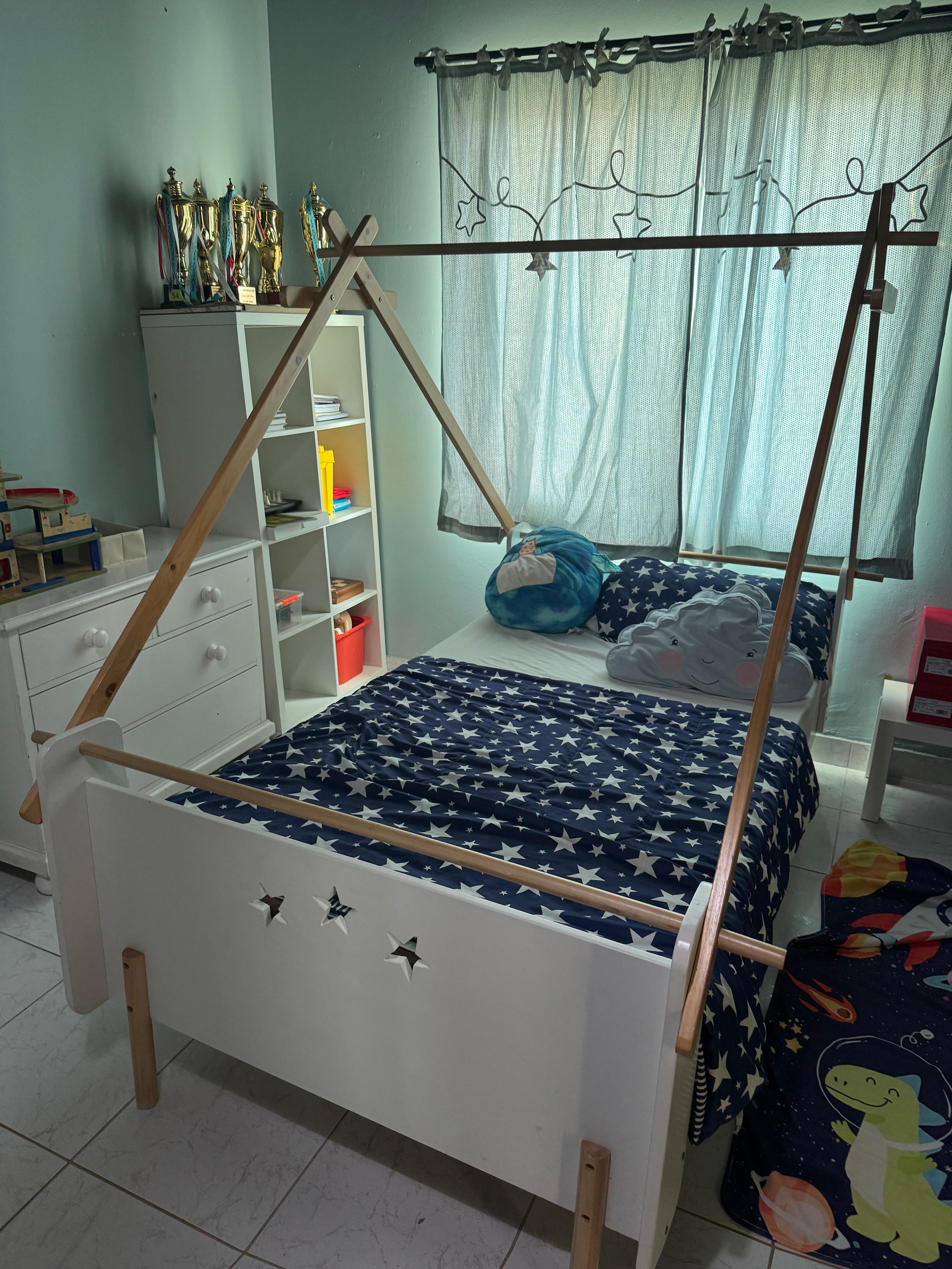 KIDS BED - Image 1