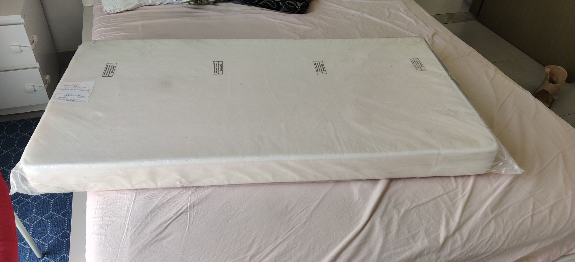 Decluttering - Kids mattress - Image 1