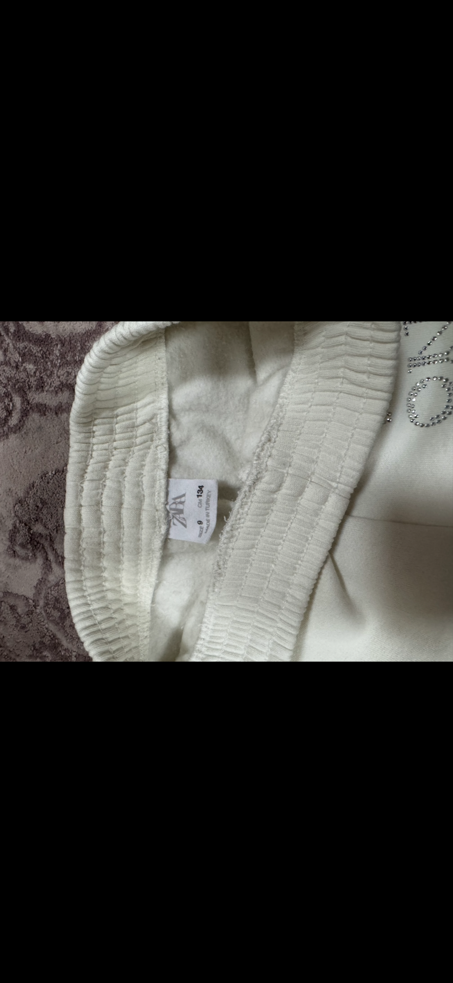 Clothes size 9/10 years old  - Image 10