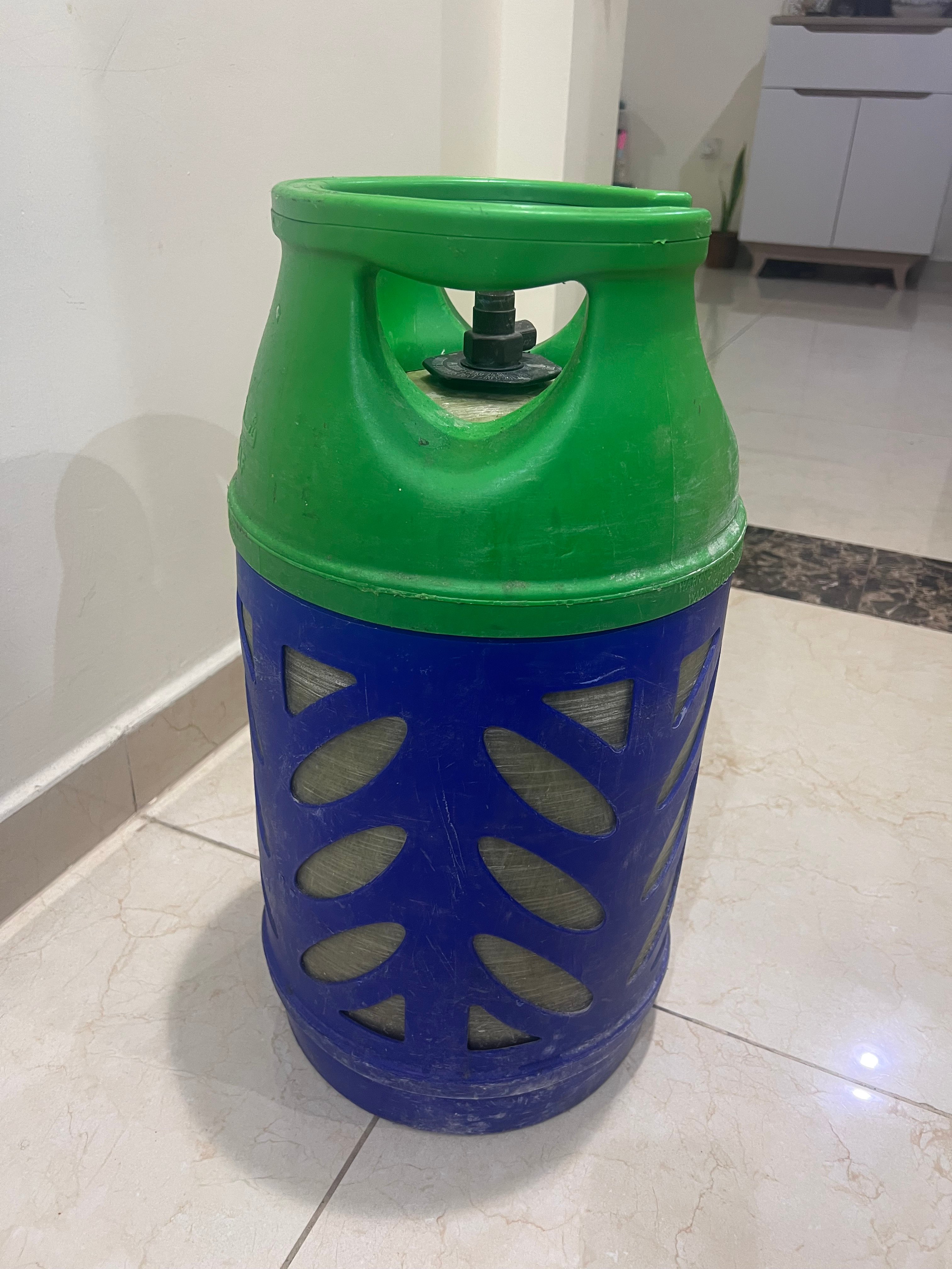 12 KG Gas Cylinder for sale. - Image 3
