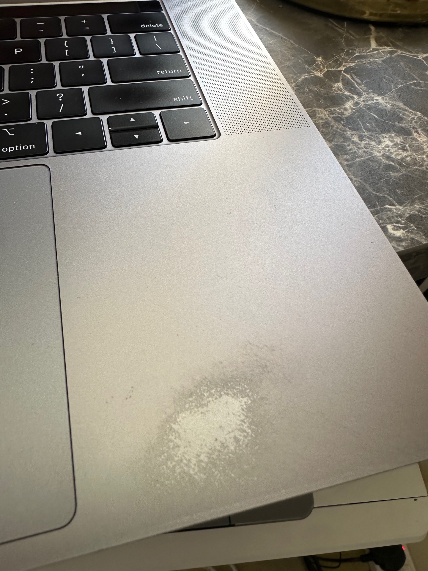 MacBook Pro 15 2019 i9 16GB 513SSD - Image 8
