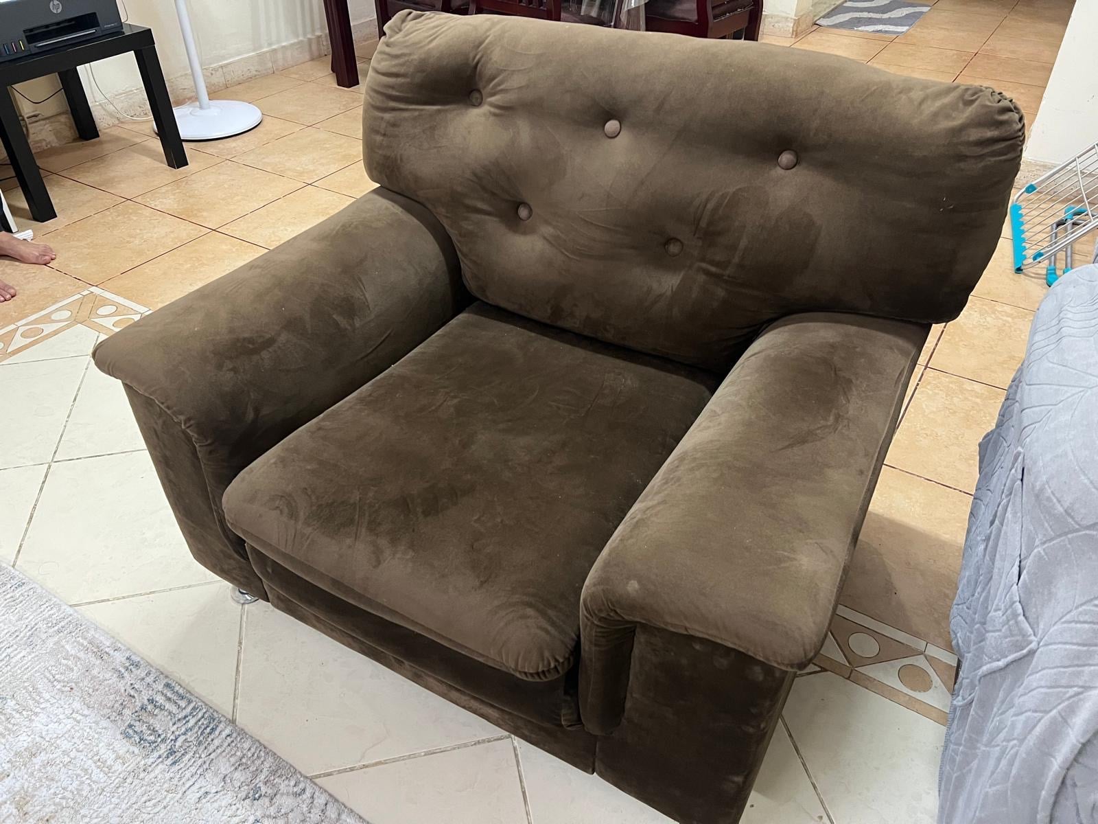 Sofa New - 3 seater + 1 seater + 1 seater - Image 2
