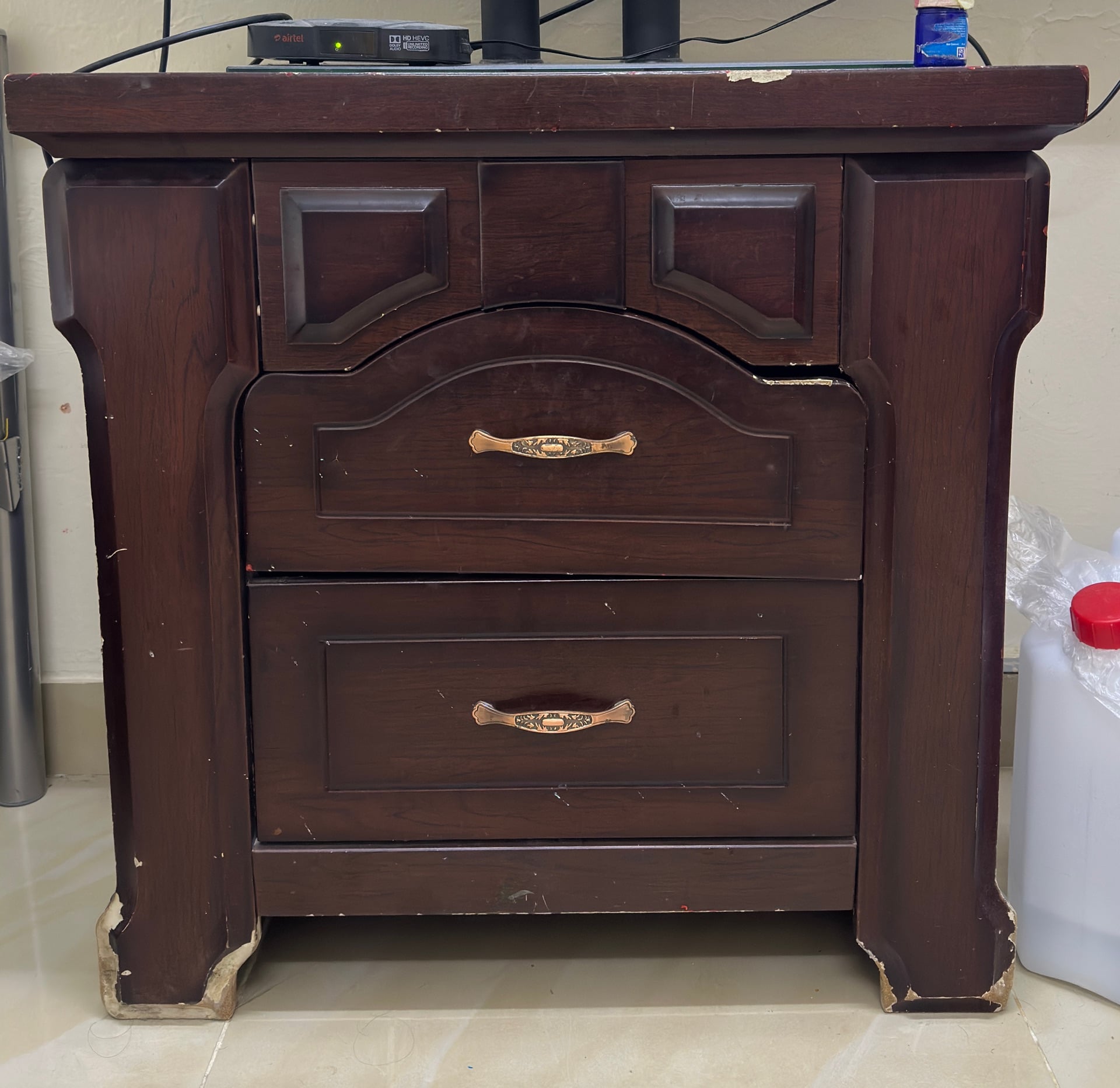 Full bedroom set - urgent sales for relocation  - Image 6