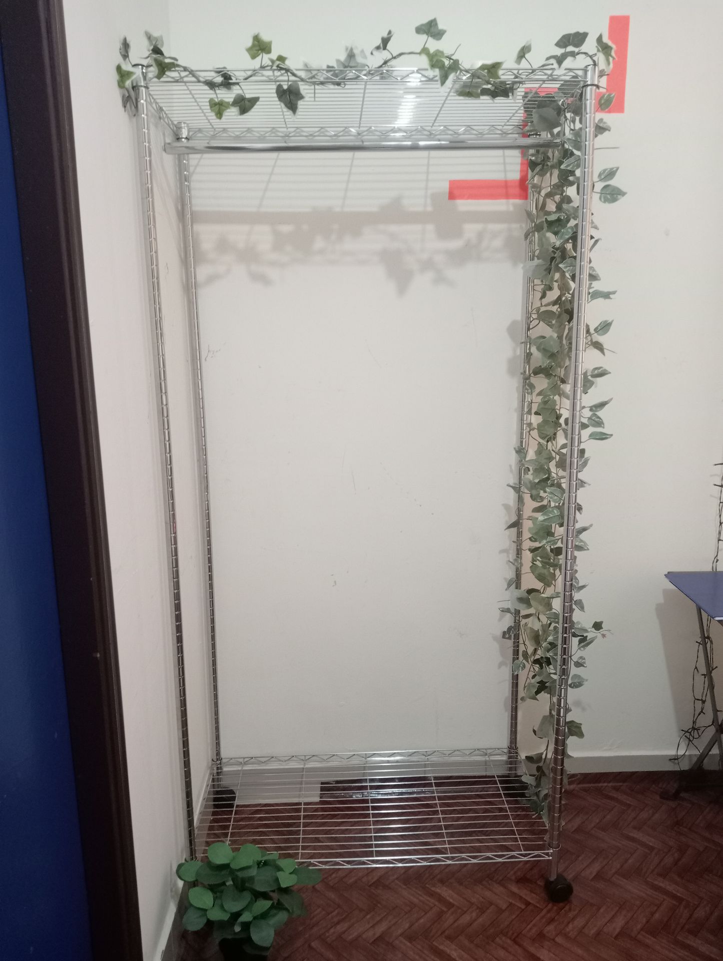 Regale,Hanging clothes  - Image 2