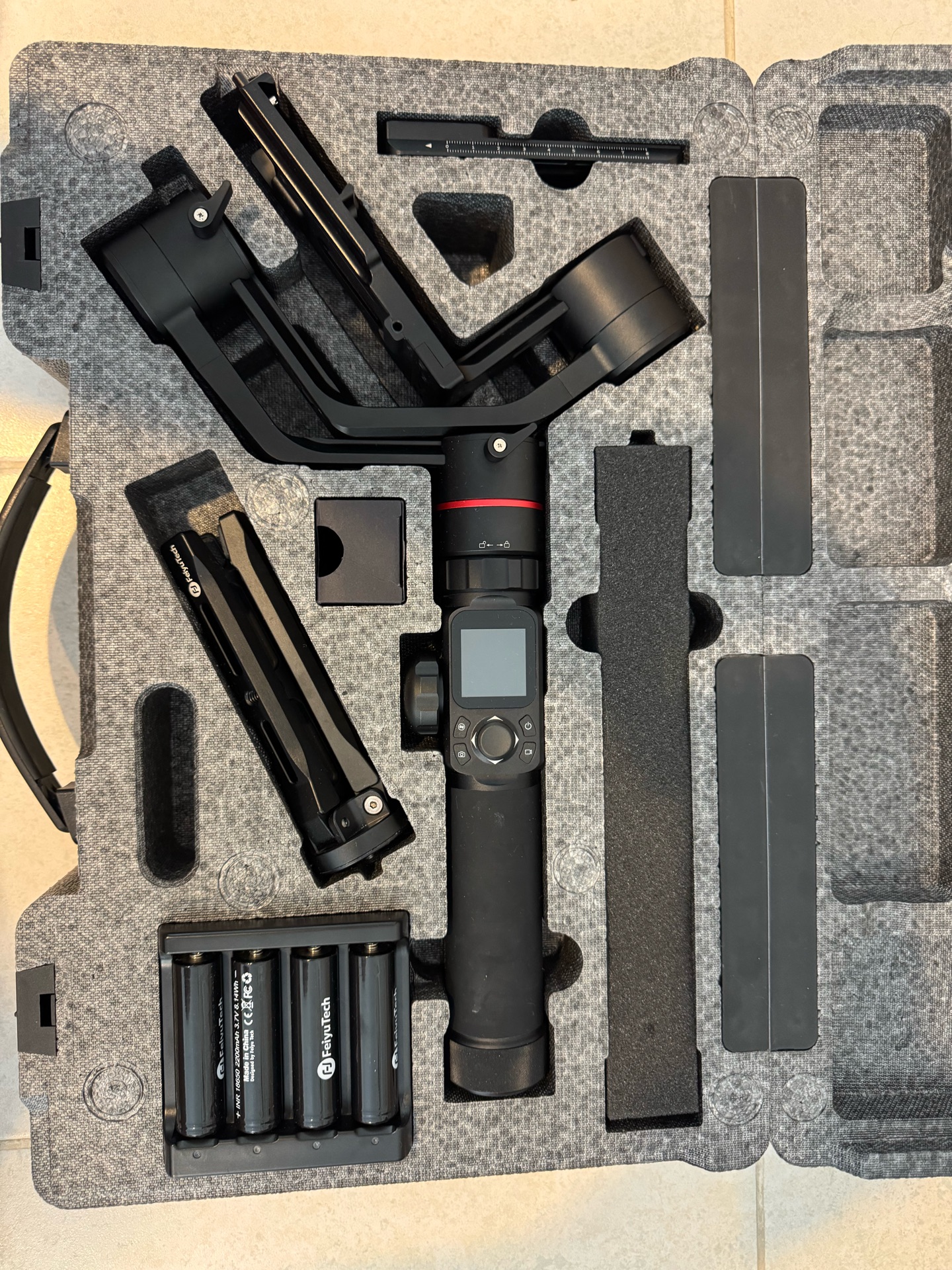 FeiyuTech AK2000 3-Axis Gimbal Stabilizer — Barely Used - Image 6