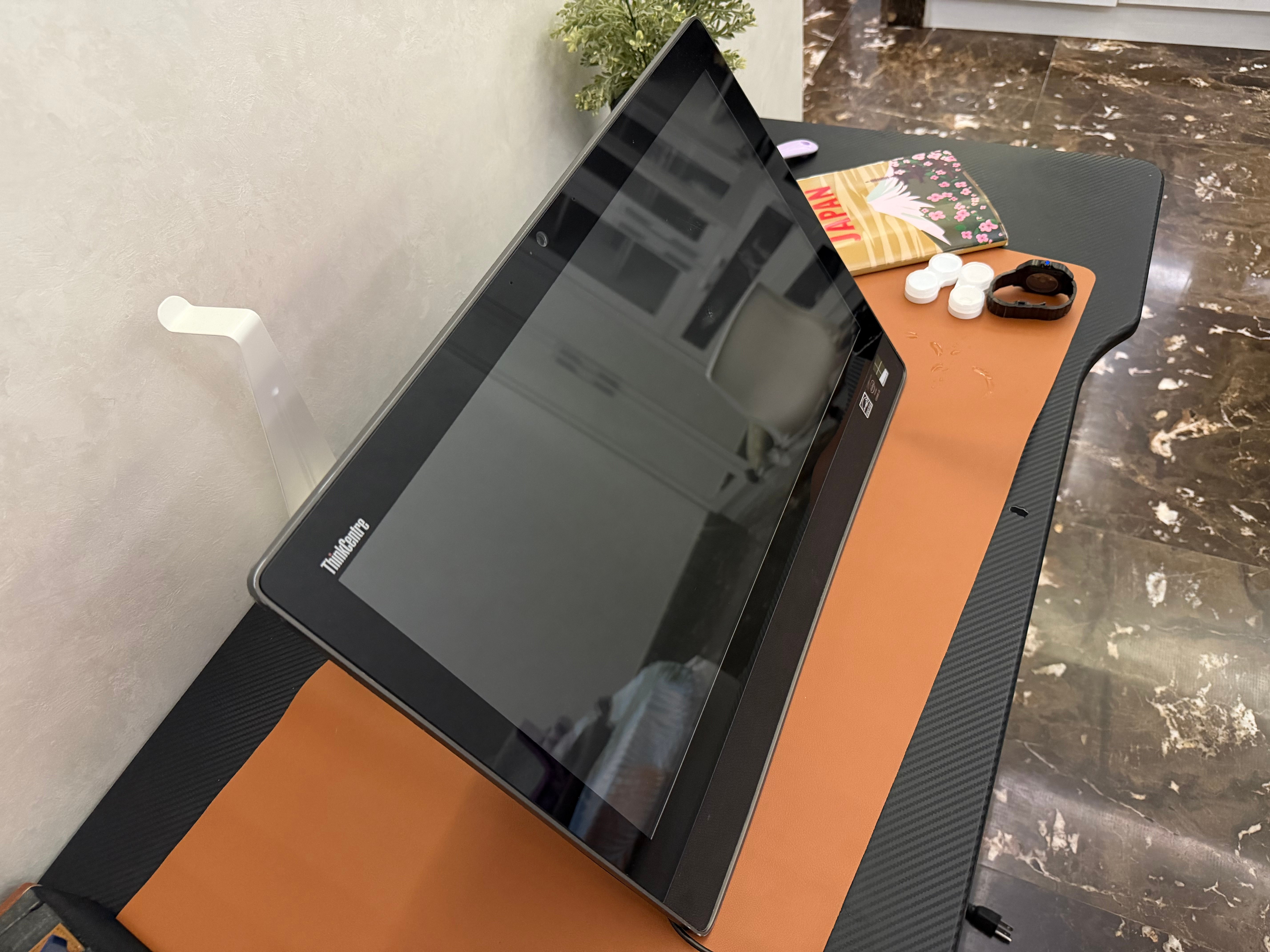 Lenovo Thinkcentre E63z All-in-One - Image 3
