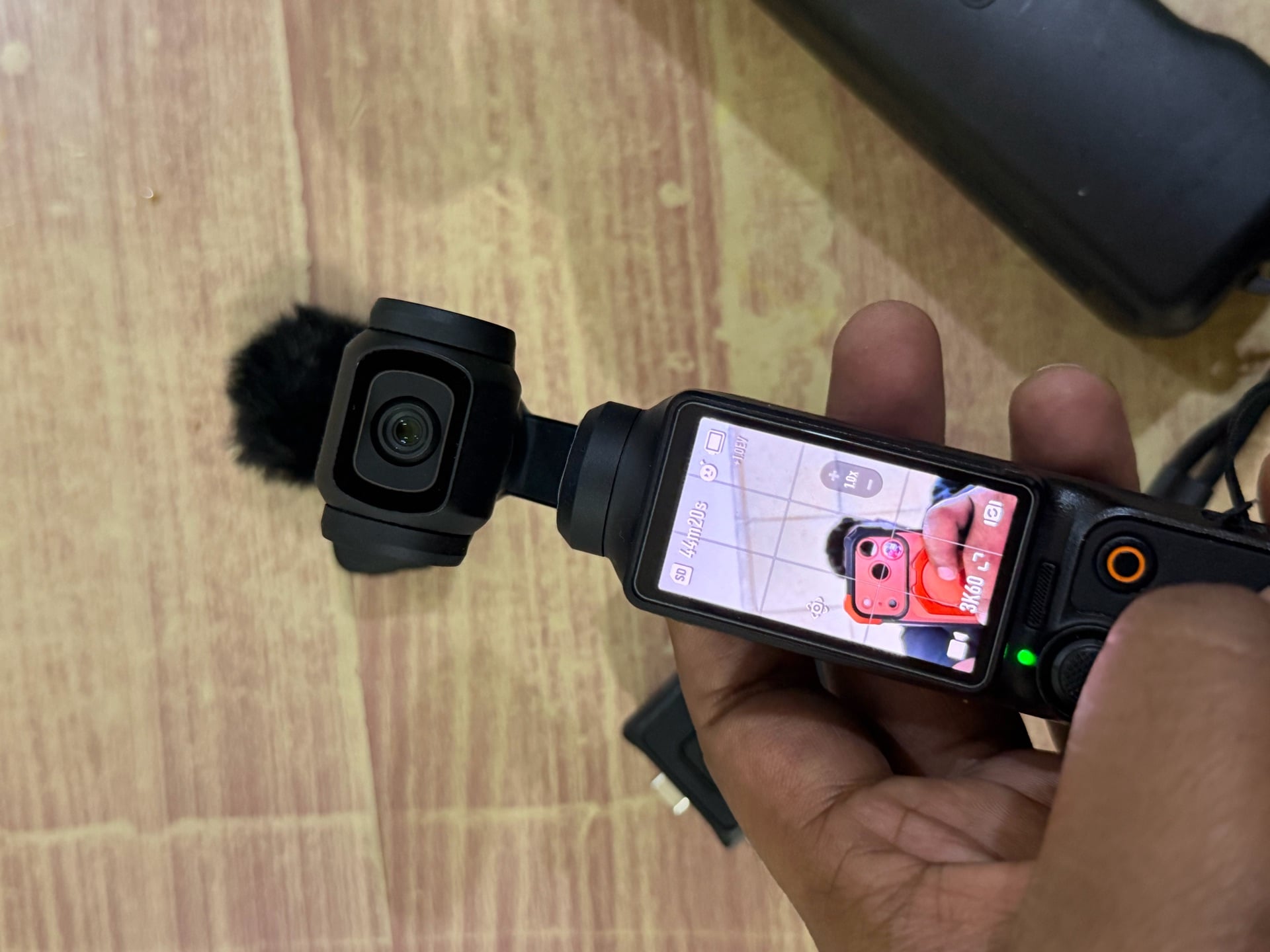 🔥 DJI Osmo Pocket 3 Creator Combo – Full Set | Excellent Condition 🔥 - Image 4