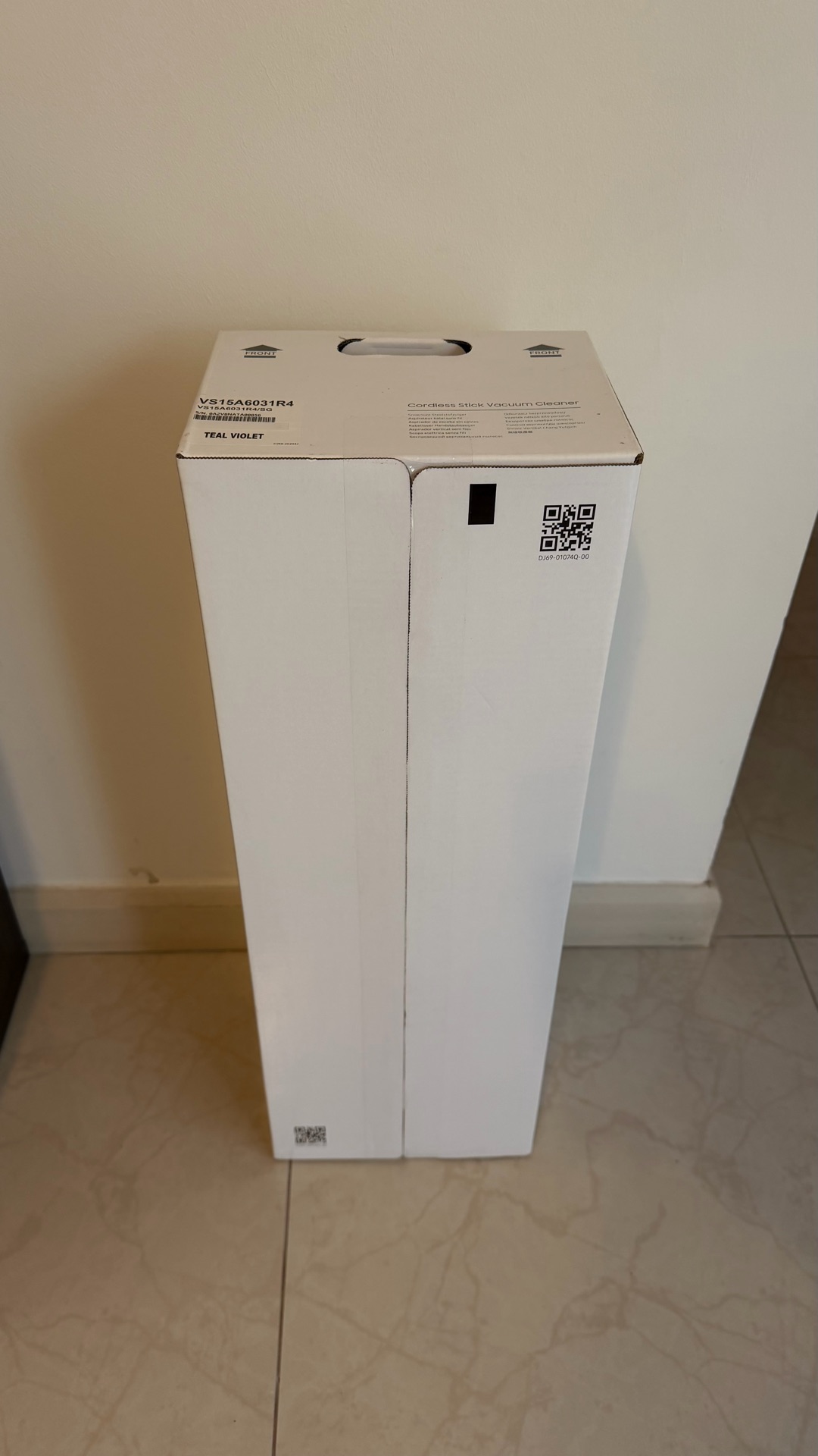Samsung Jet 60 Series Vacuum Cleaner. New . Never Opened the box  - Image 5