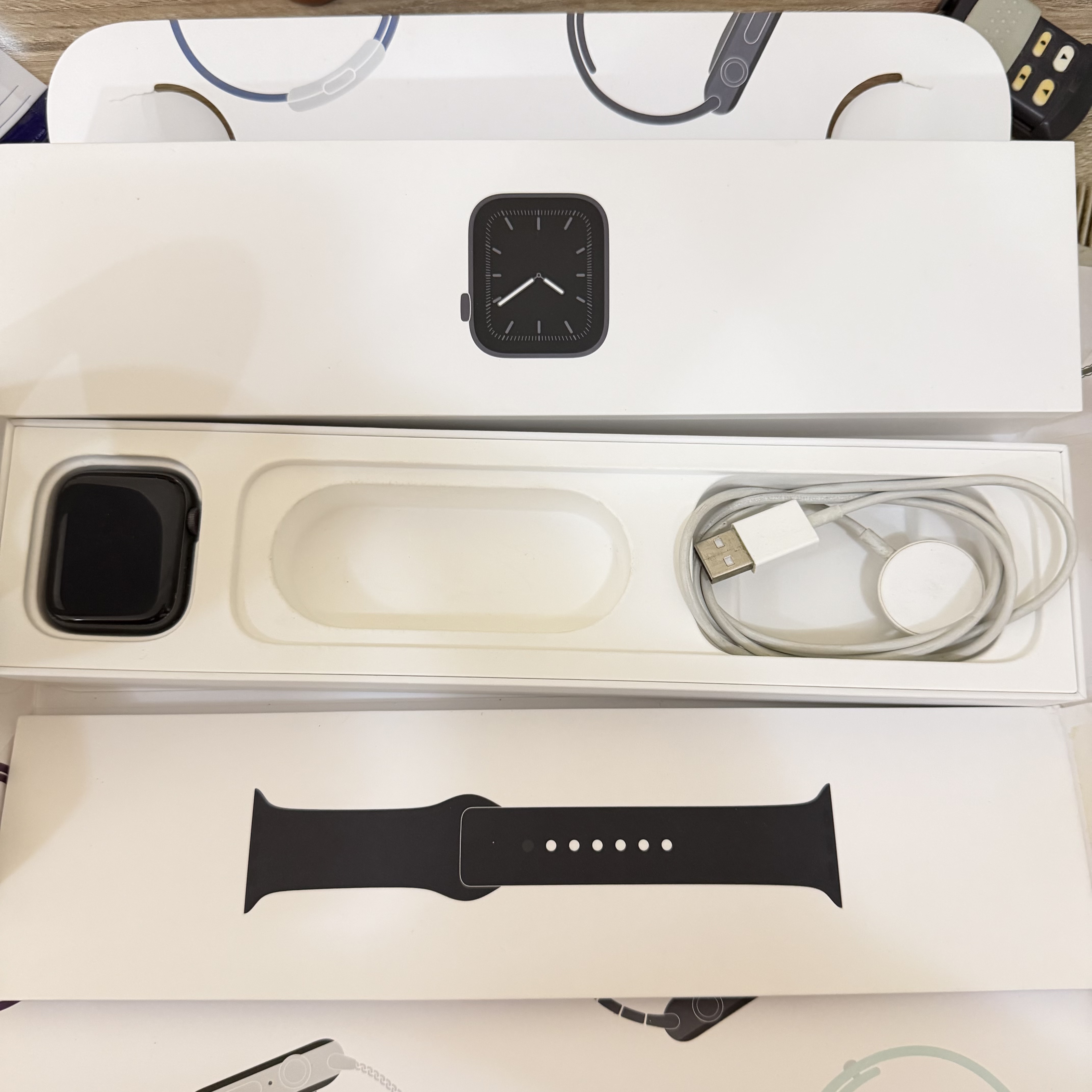 Apple watch series 5 cellular  - Image 2