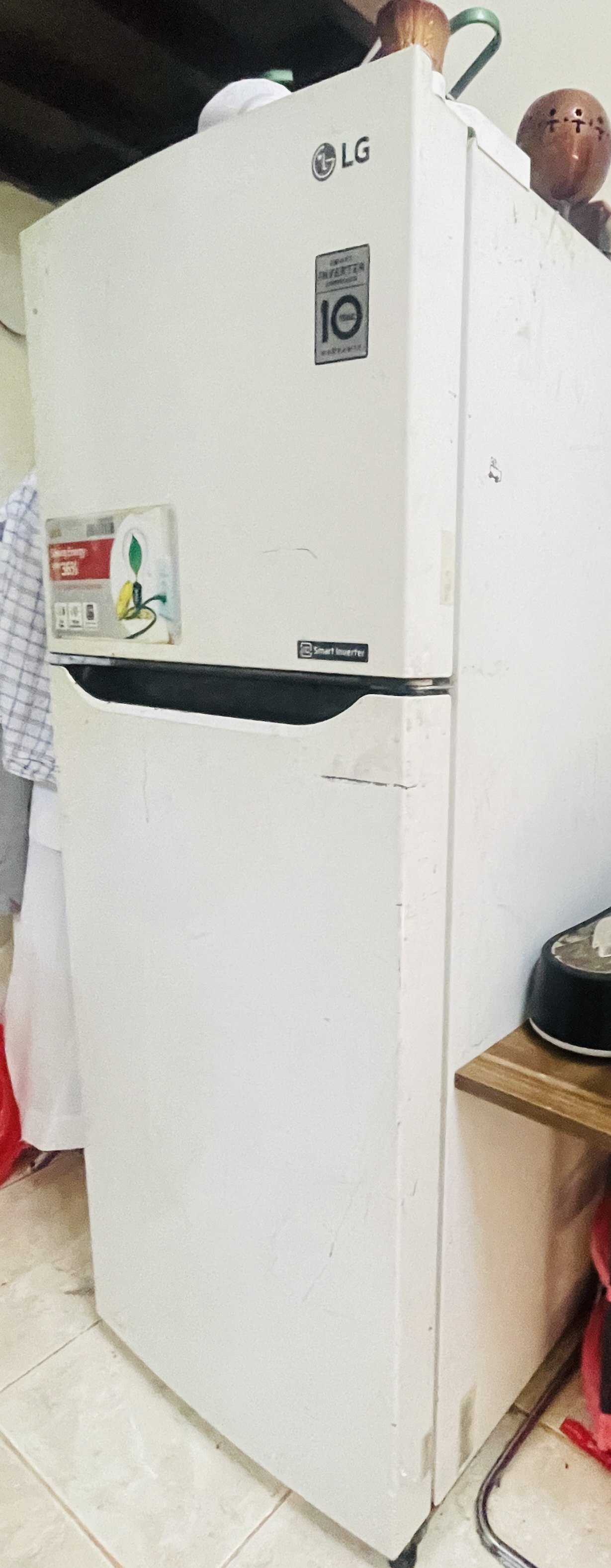 LG Refrigerator - Excellent Condition - Quick Sale - Image 1