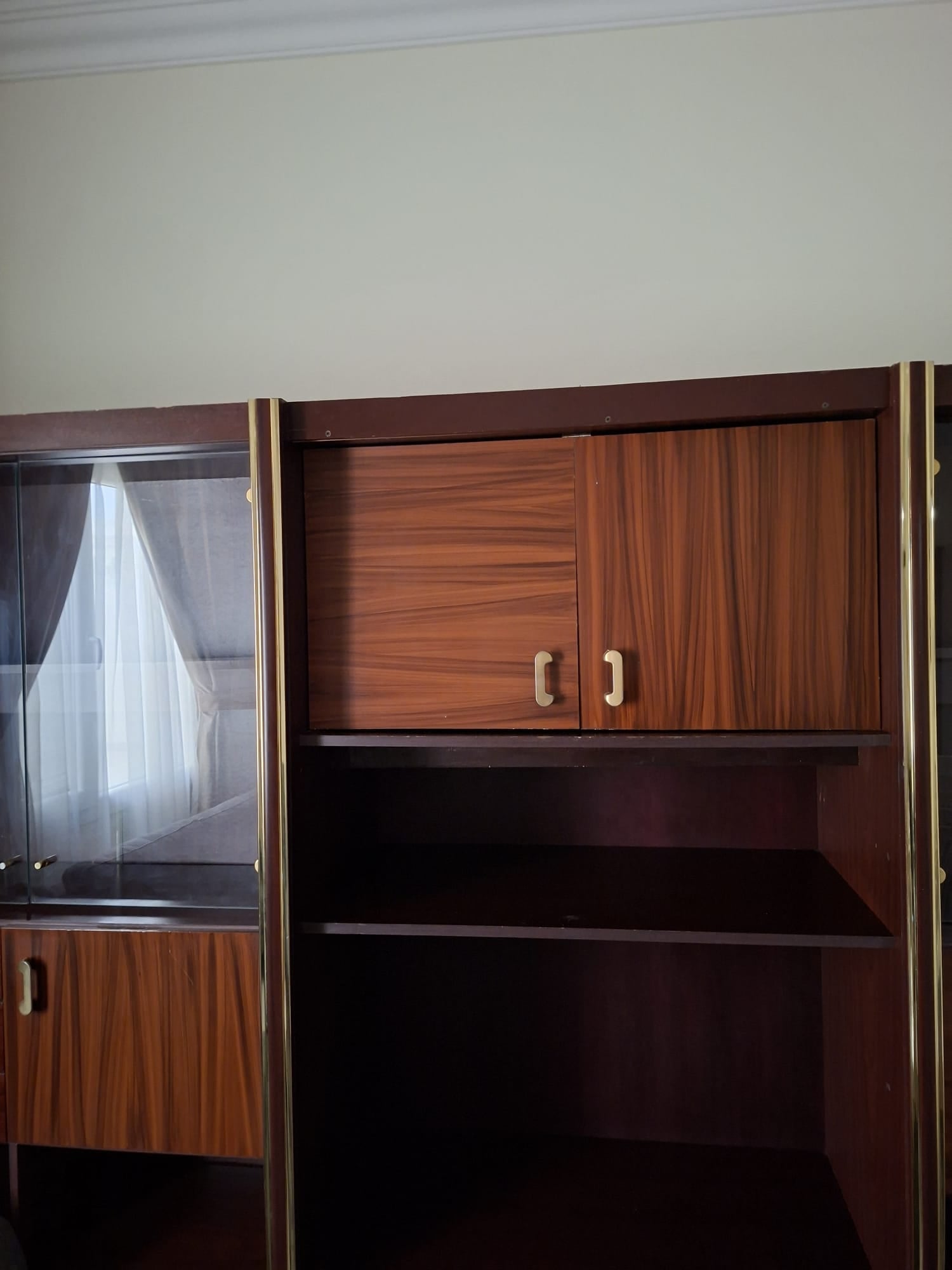 Tv Set With Book Shelves and storage - Image 2
