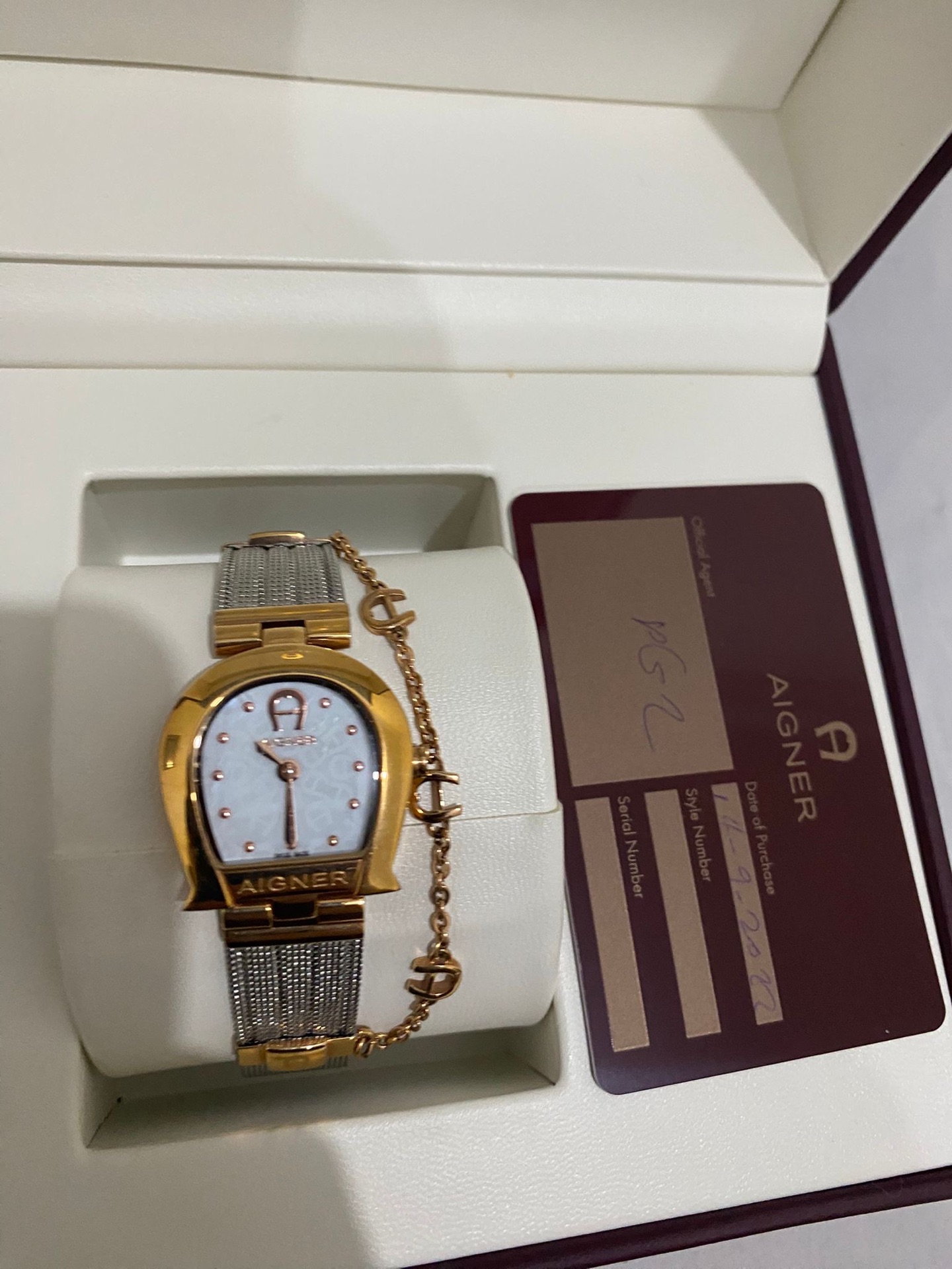 Aigner - Image 4