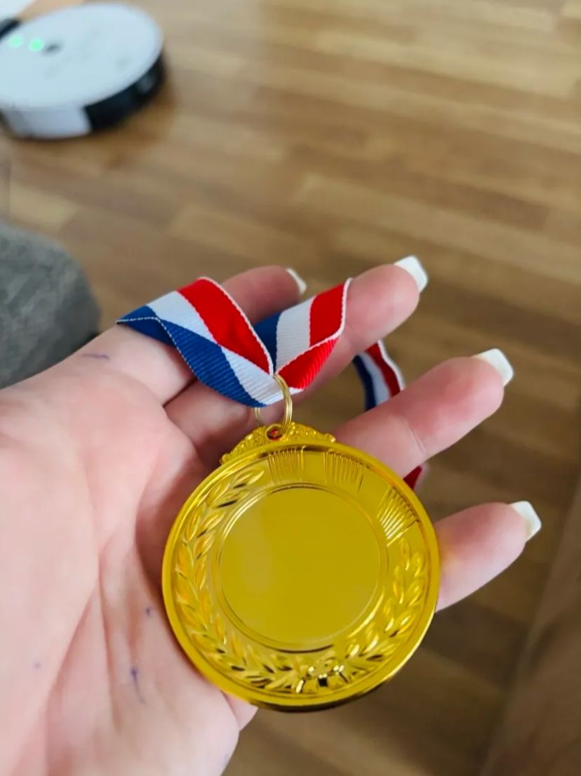 Medal - Image 7