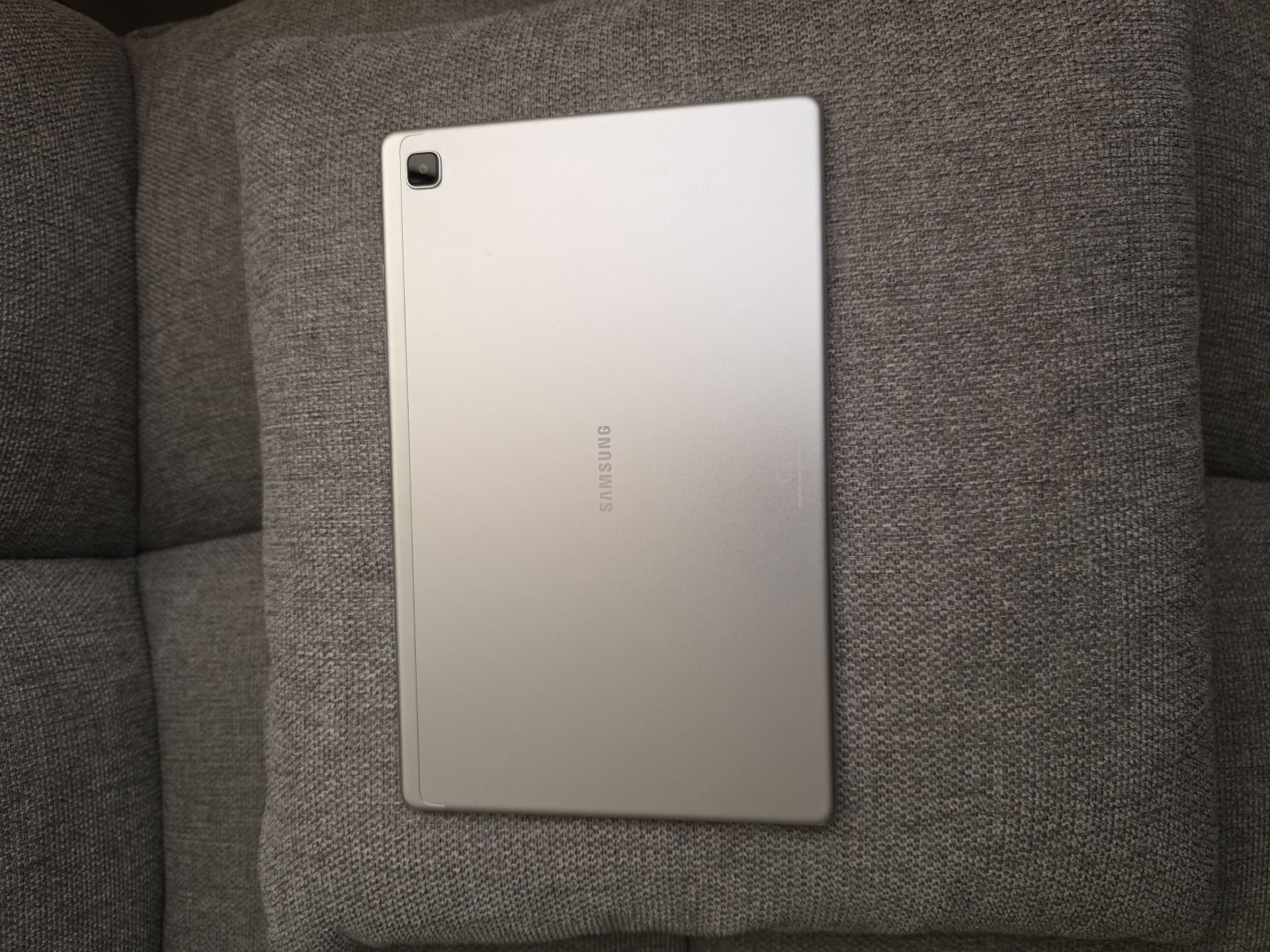 SAMSUNG GALAXY TAB A7 | SILVER COLOR (SIM CARD VERSION) - Image 4