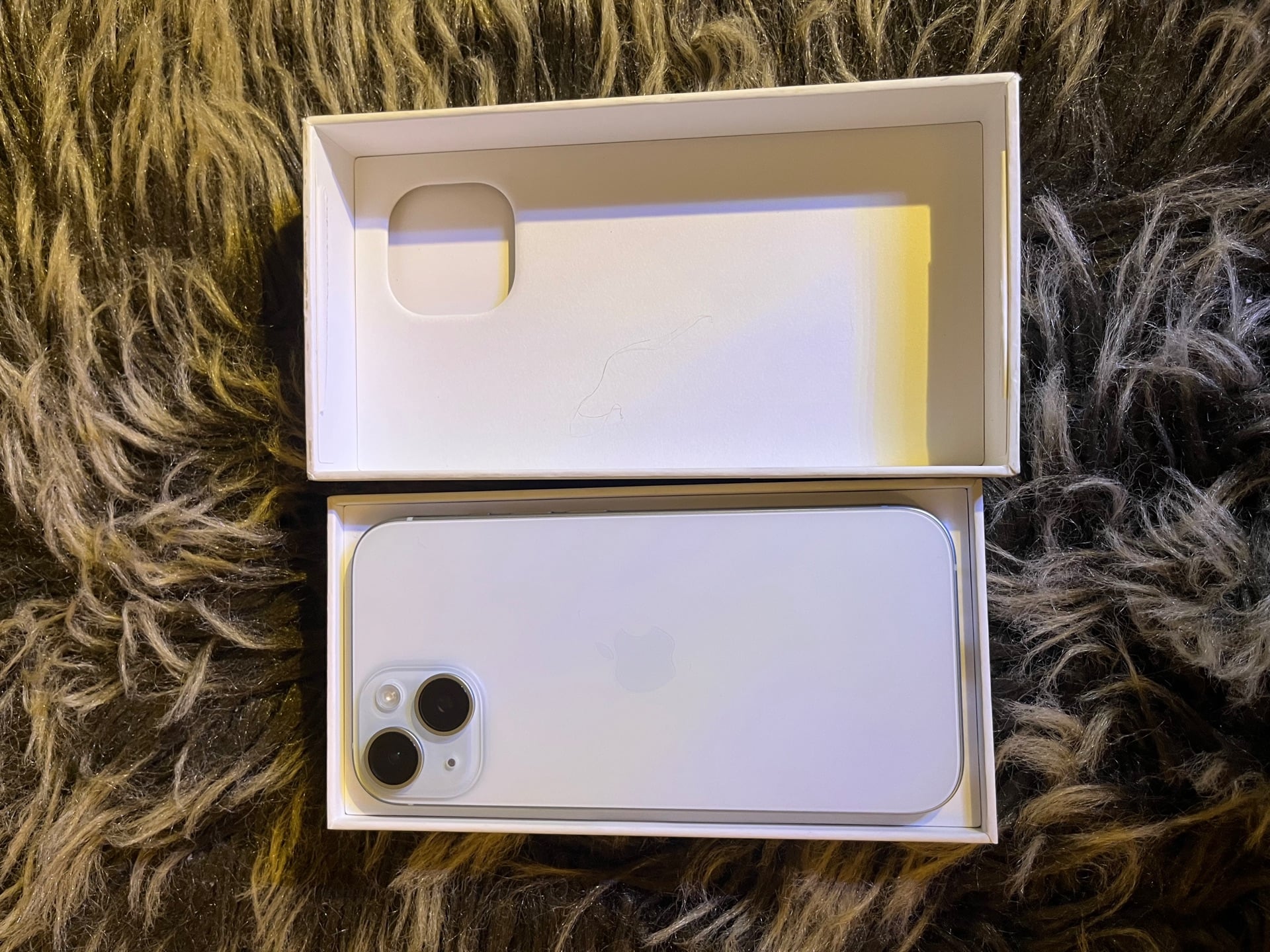 Brand new iPhone 15 under warranty  - Image 6