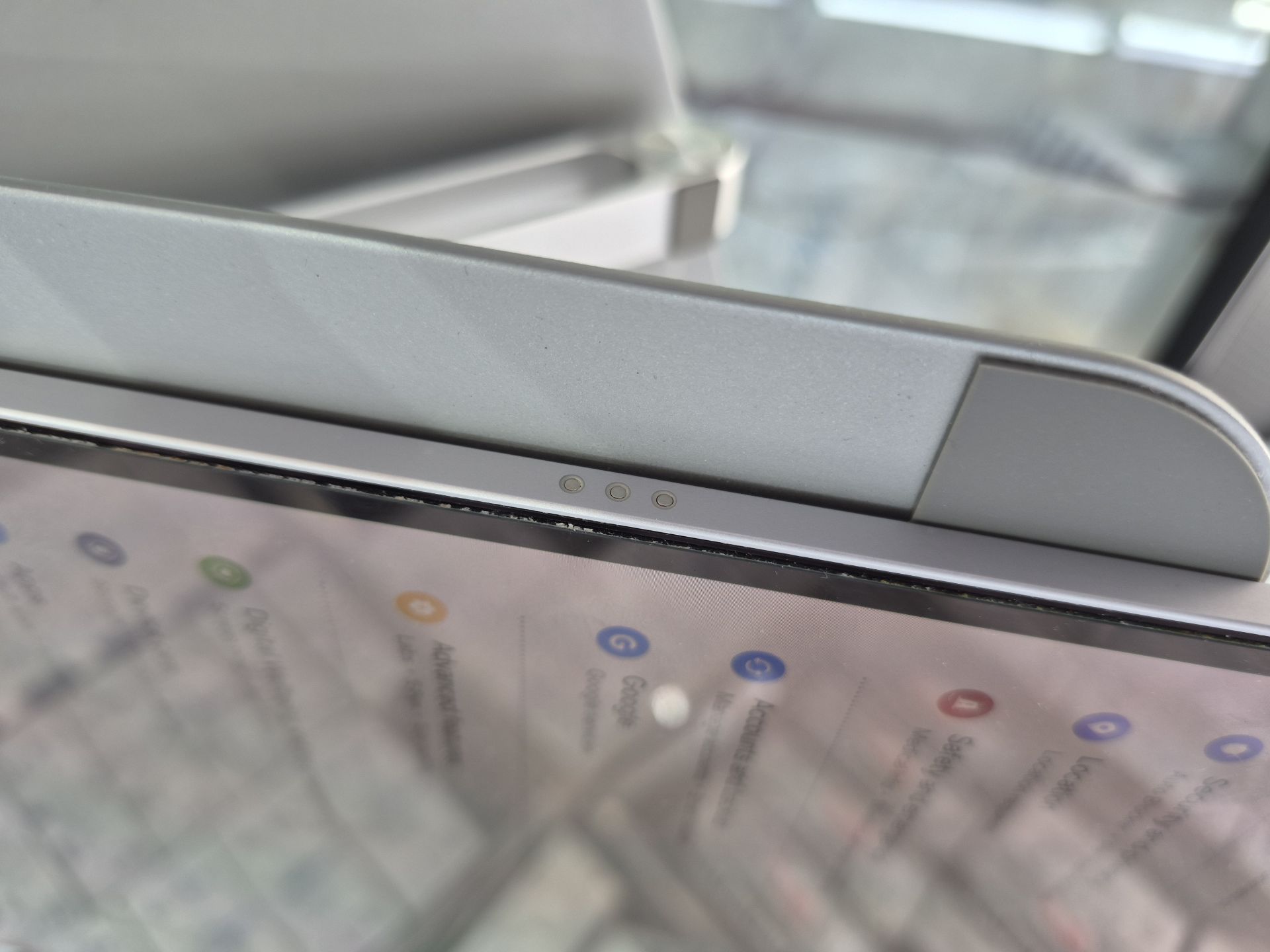 Samaung galaxy tab s10 ultra 5g - Image 5