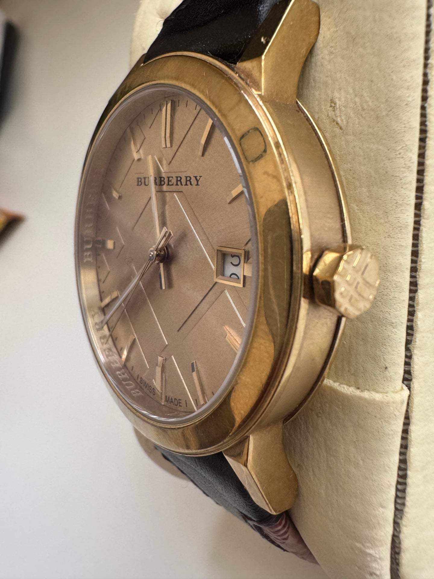 Authentic Burberry ‘the city’  - Image 2