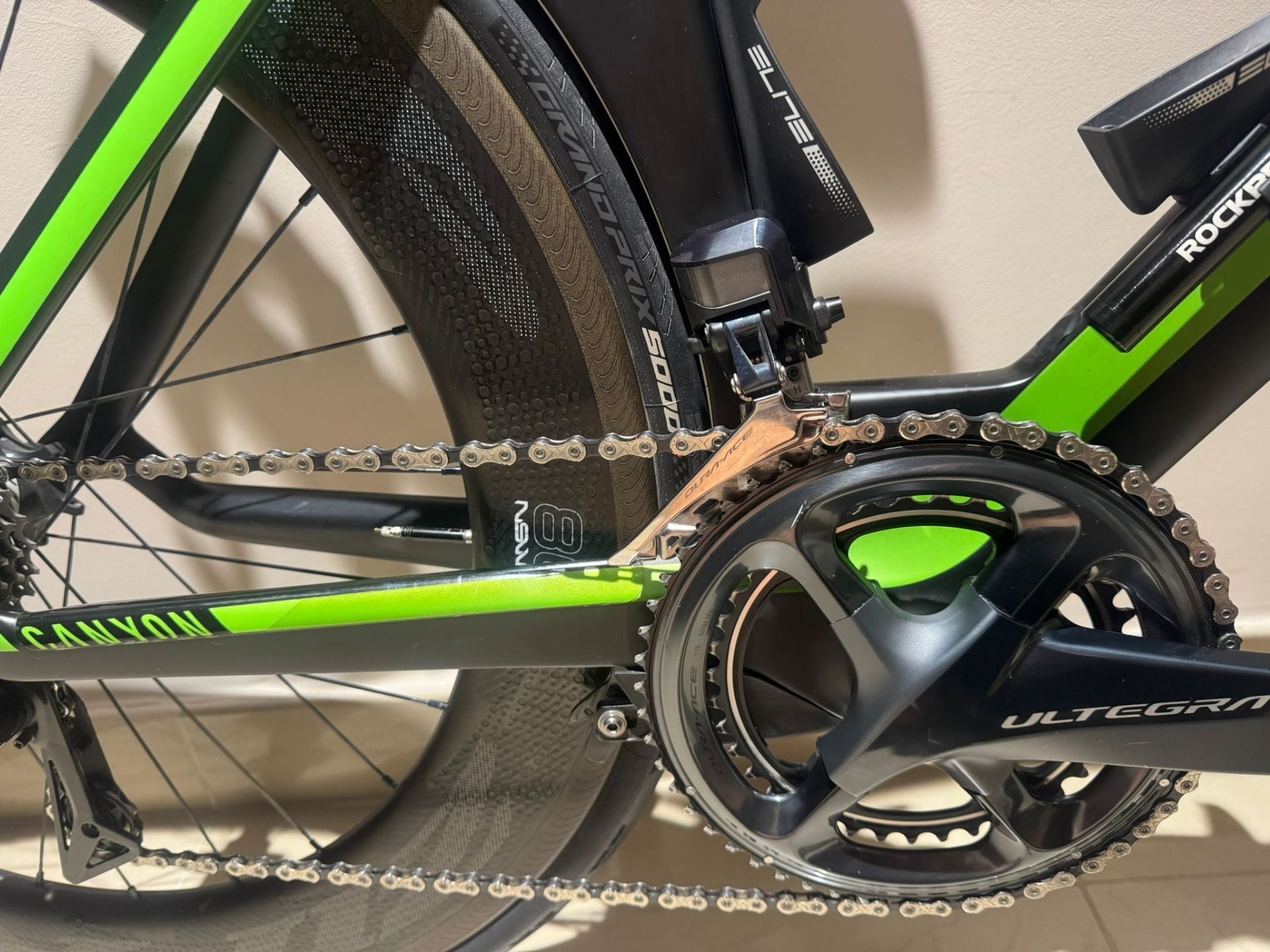 Canyon Speedmax CF SLX 9.0 SL Dura-Ace Di2 TT - Image 6
