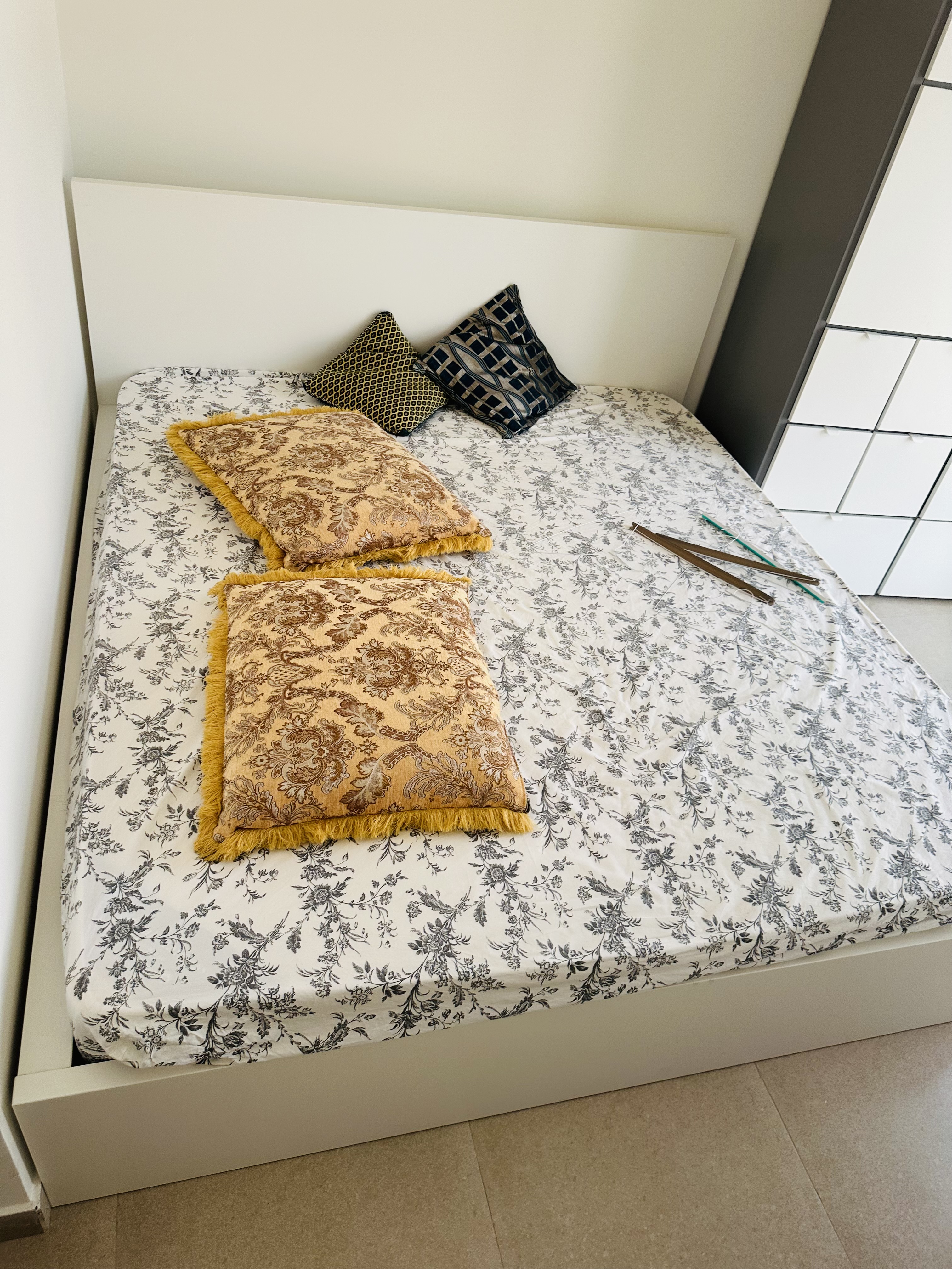 King Size Bed - Image 3
