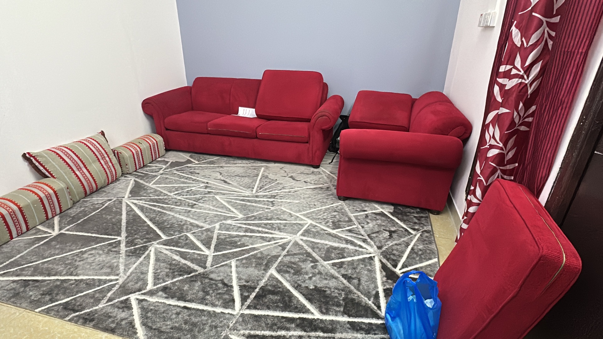 3+2 seater Sofa for sale  - Image 2