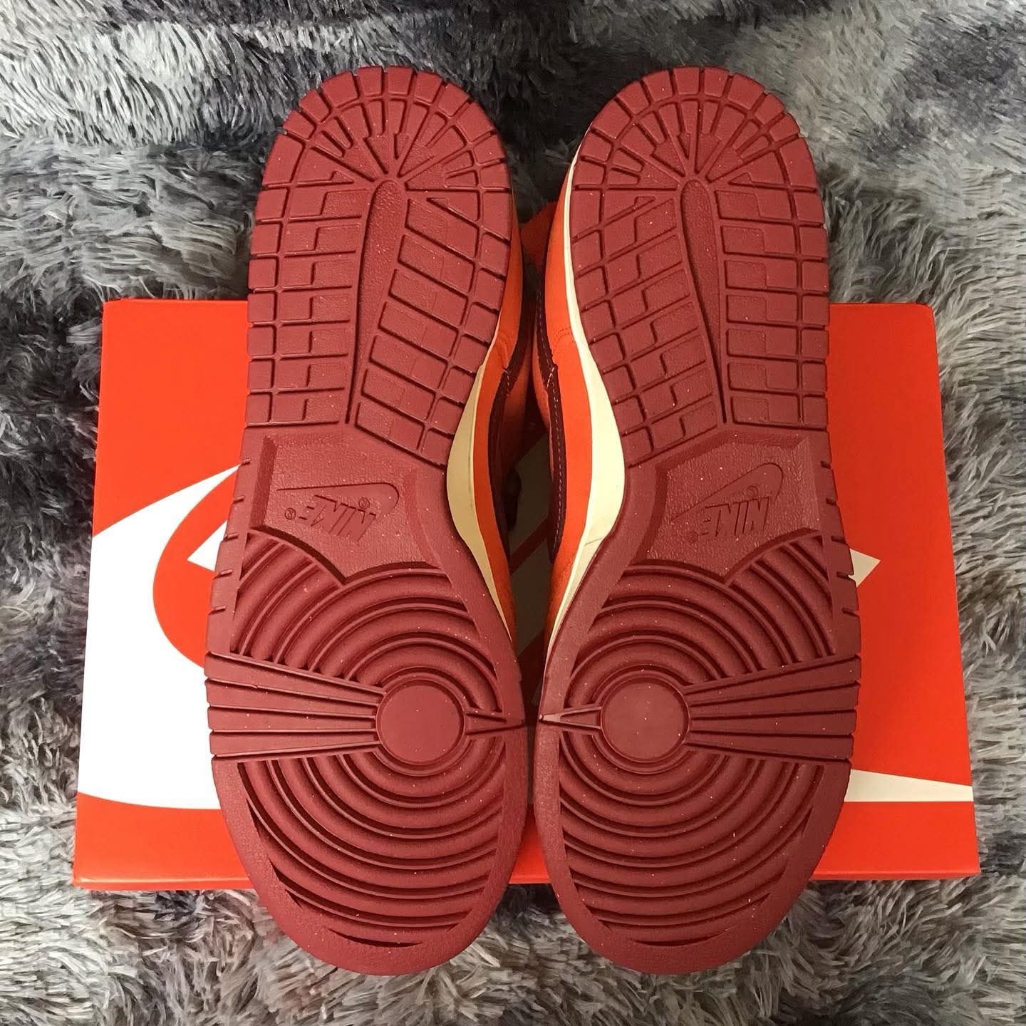 Nike Dunk Low SE Team orange  - Image 7