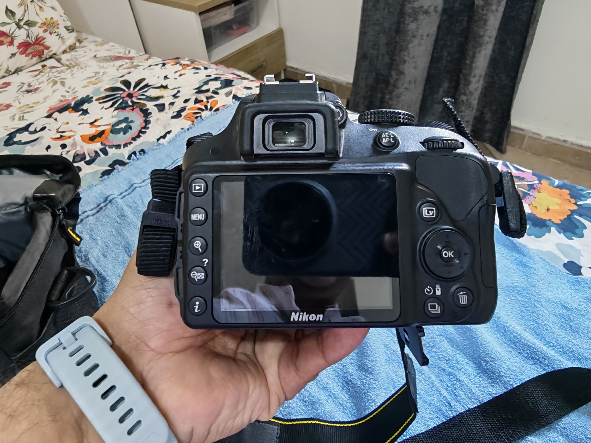 Nikon D3300 digital SLR camera launched in 2014 with Nikon AF-S 18-55 lens - Image 3