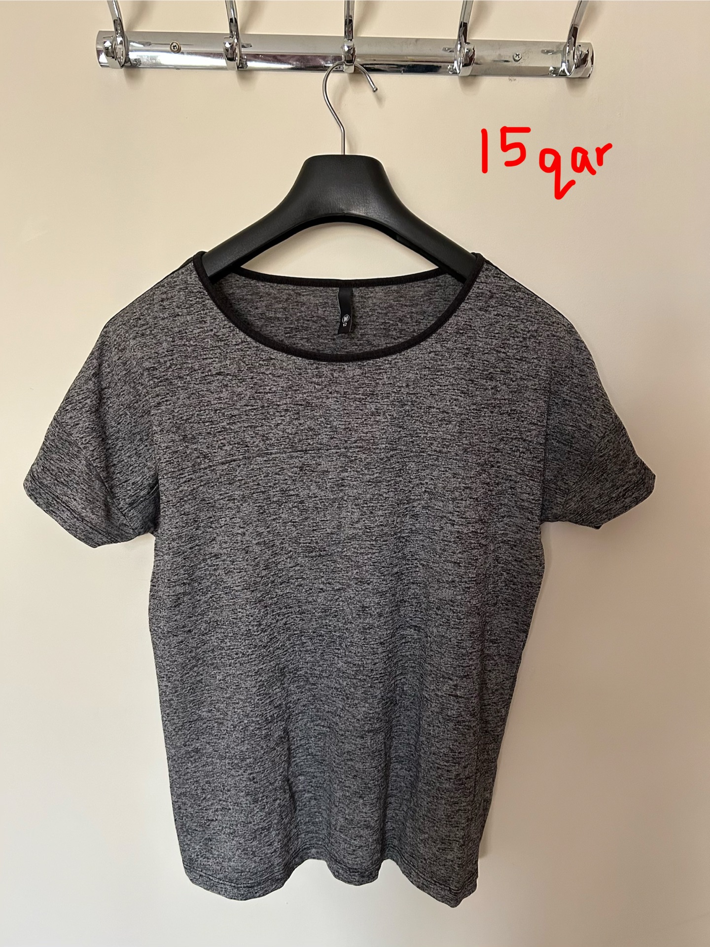 Blouses and T-shirts - Image 5