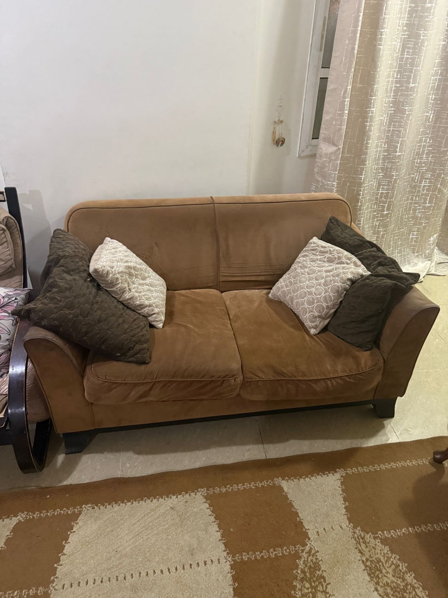 Living room  - Image 2