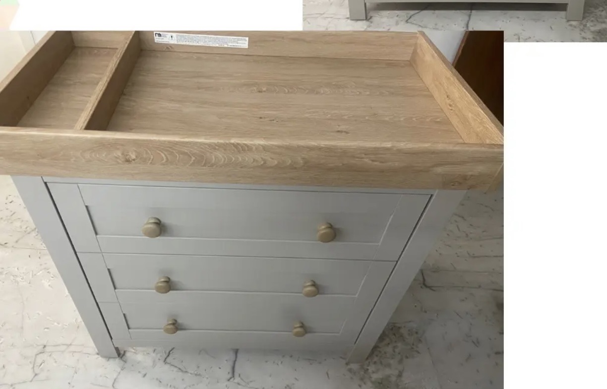 Baby Changing table unit dresser  - Image 4