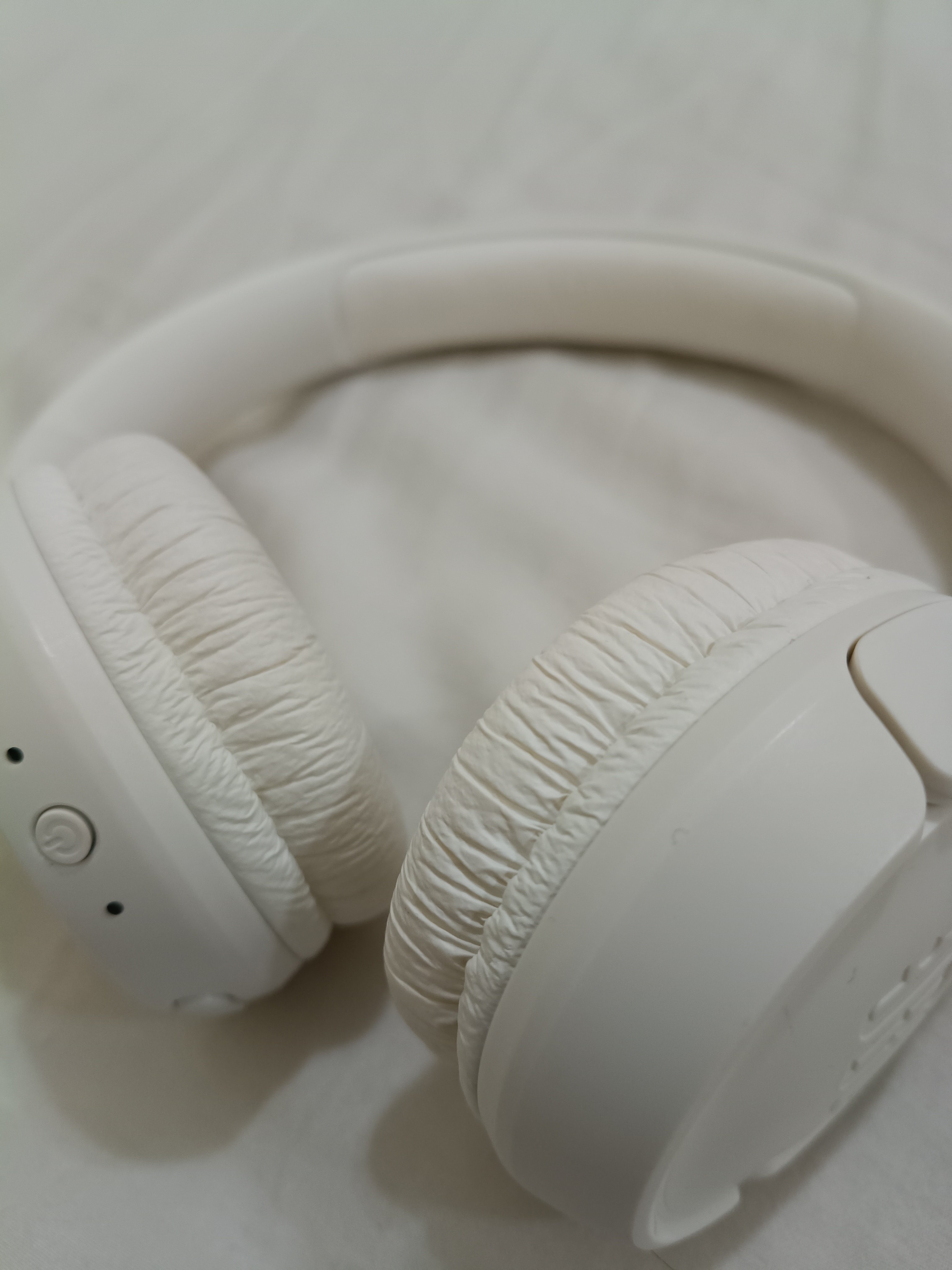 JBL earphone - Image 2