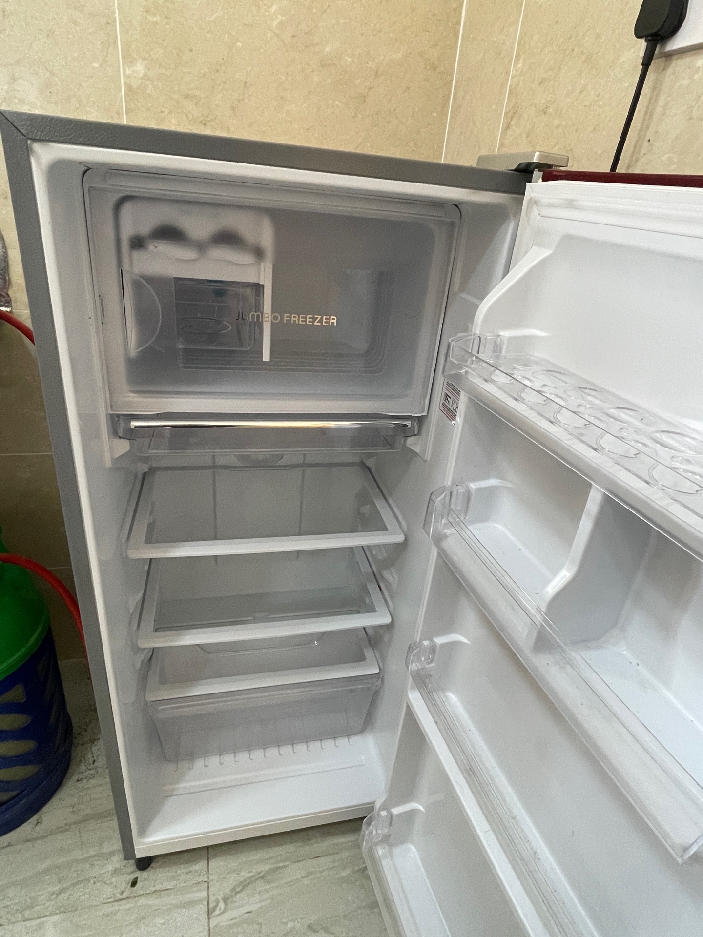 Ikon Refrigerator for sale! - Image 3