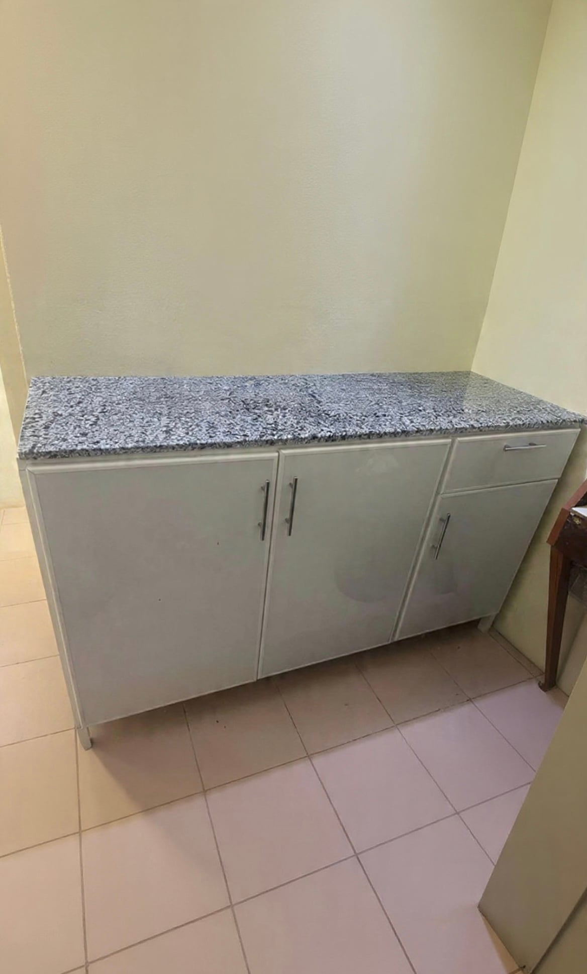 Kitchen cabinet - Image 2