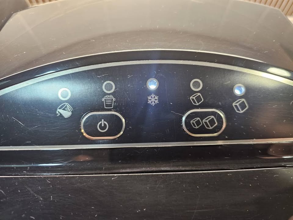 Ice Machine - Image 3