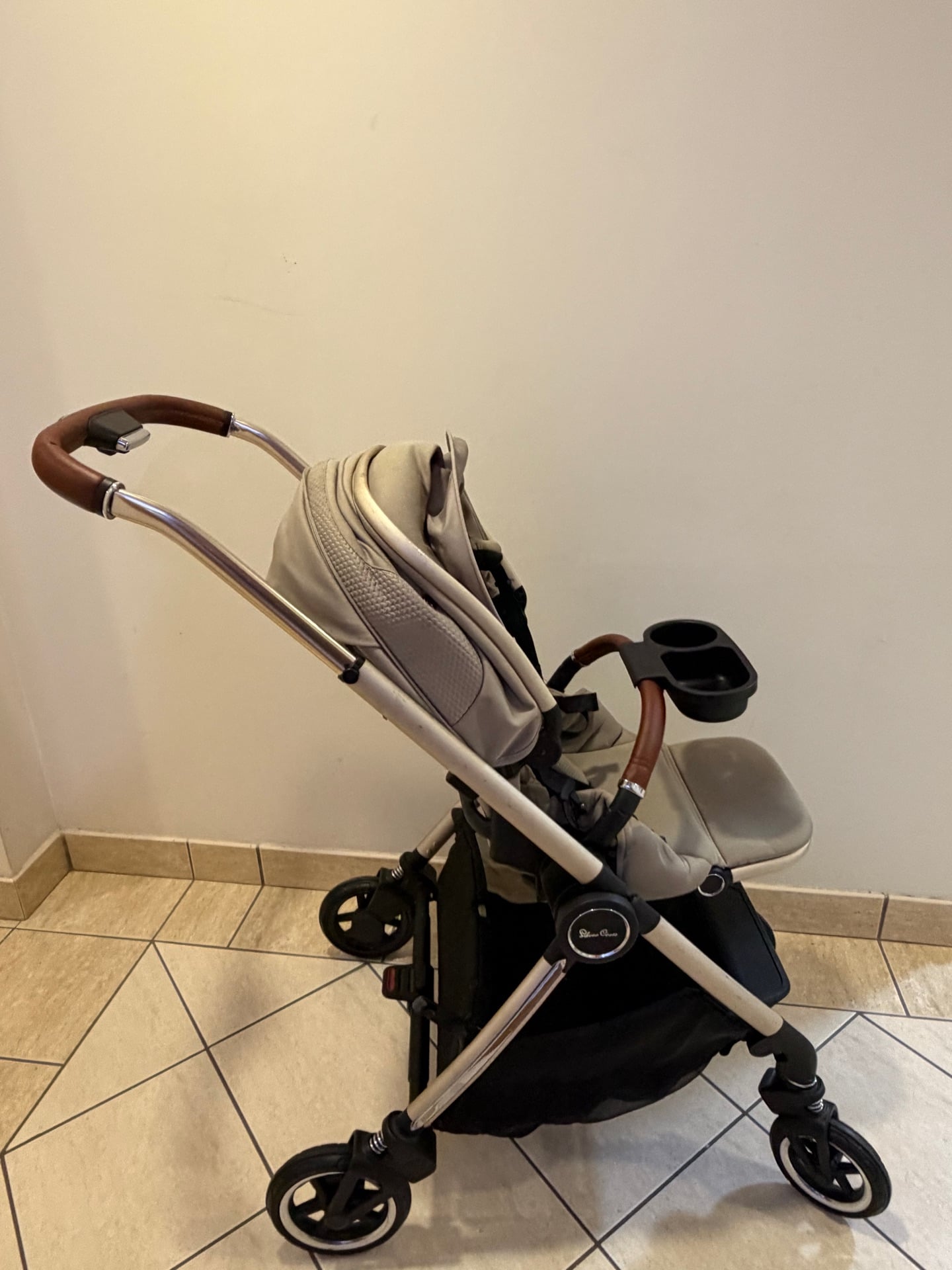 Fancy SilverCross kids trolley  - Image 3