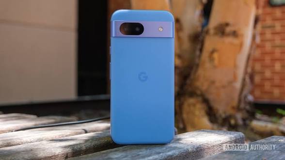 Google pixel 8A  - Image 3