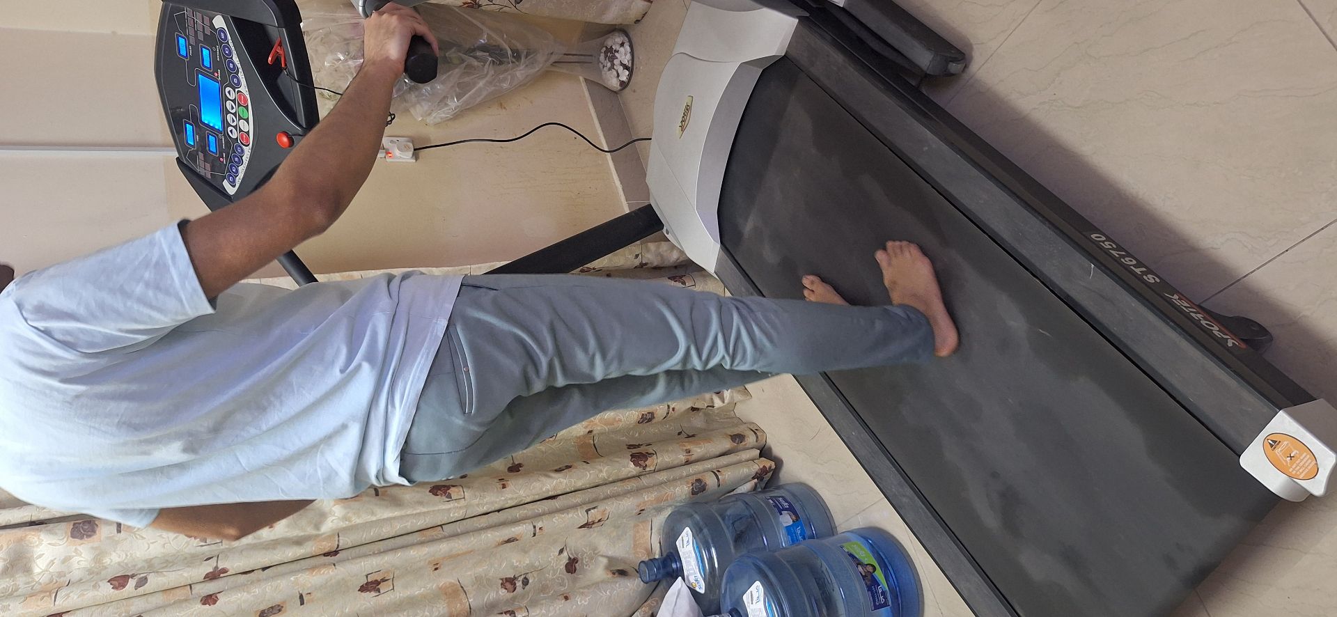 TREADMILL  - Image 2