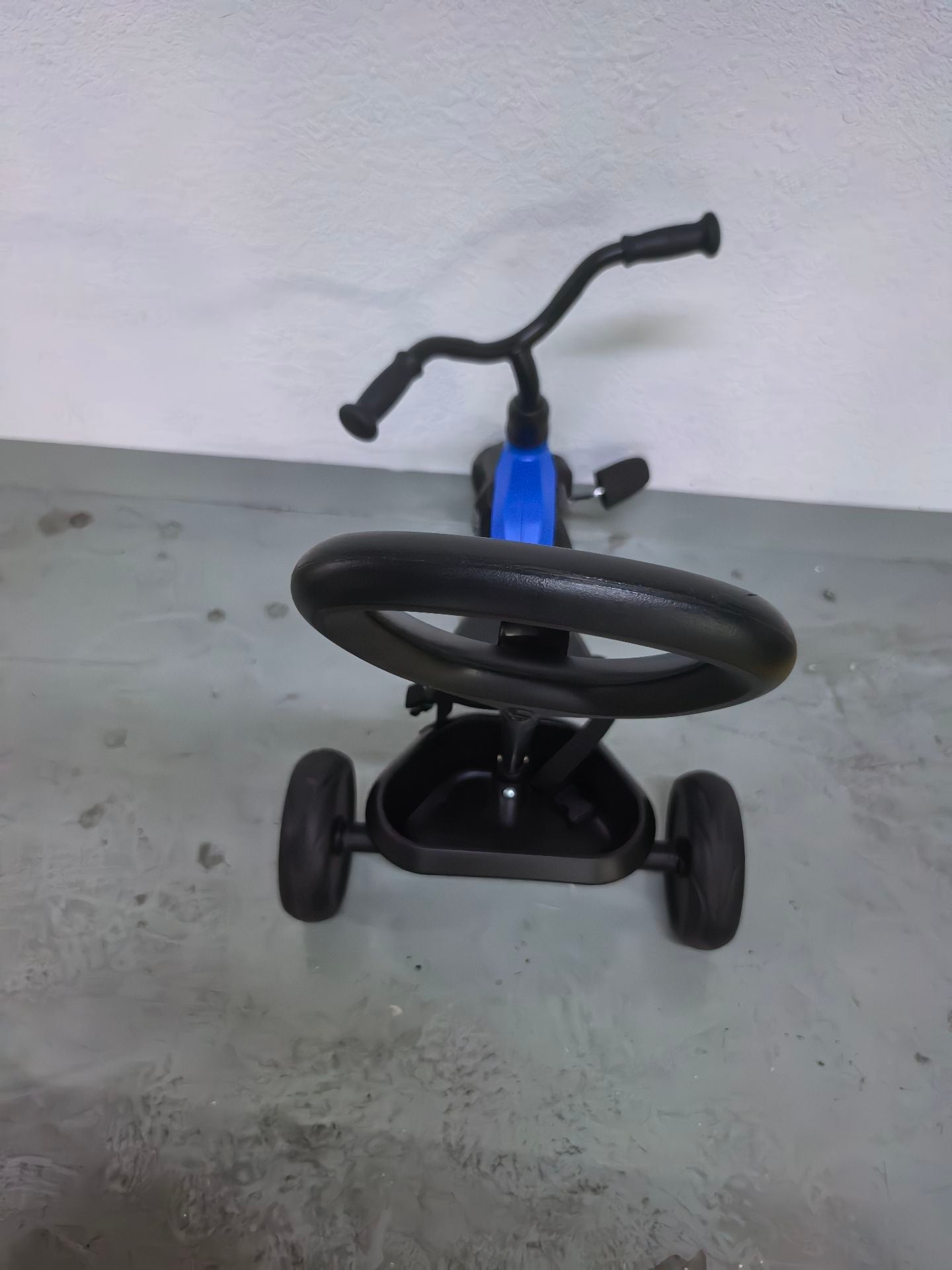 Valuable Tricycle - Image 2